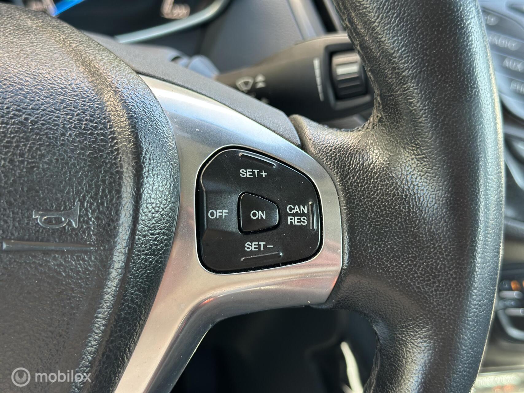 Foto van Ford B-max