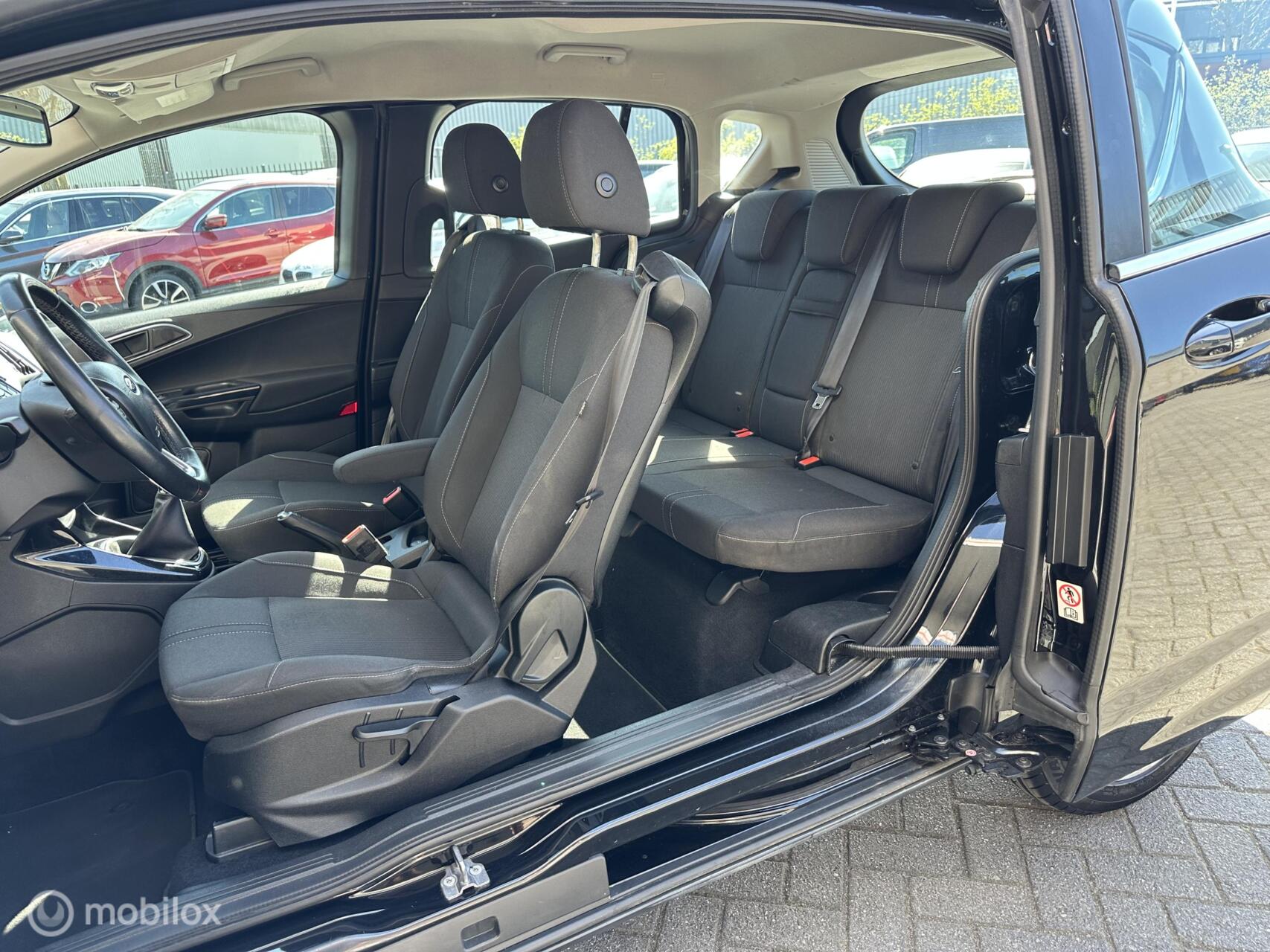 Foto van Ford B-max