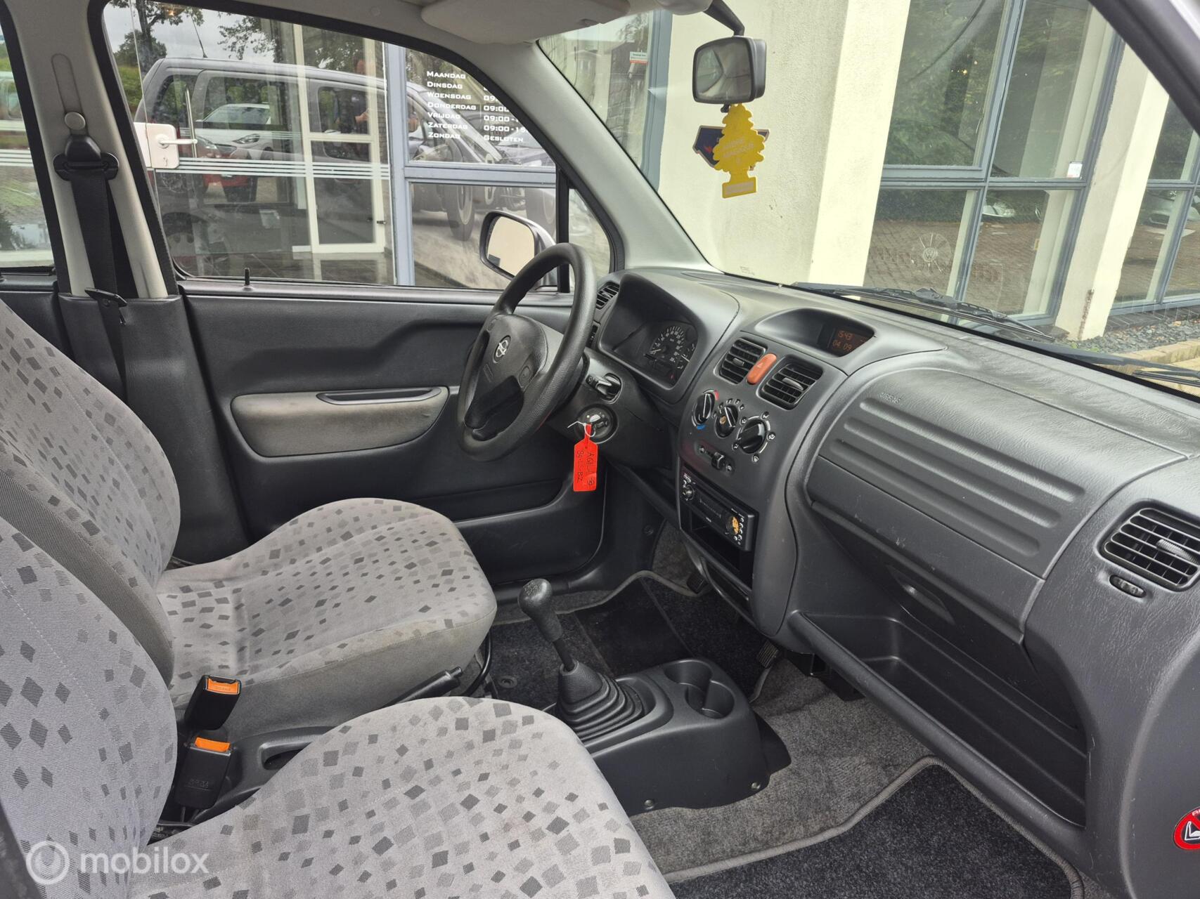 Foto van Opel Agila
