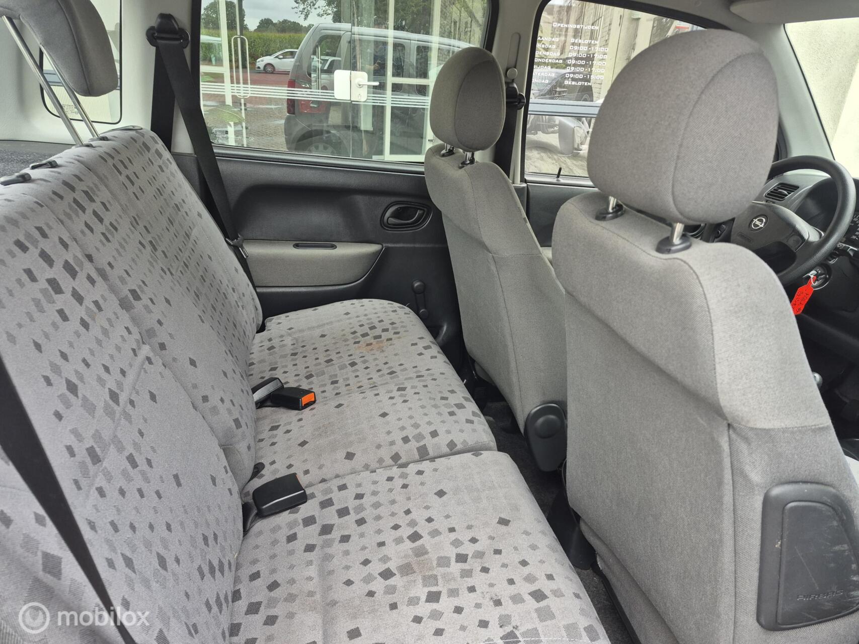 Foto van Opel Agila