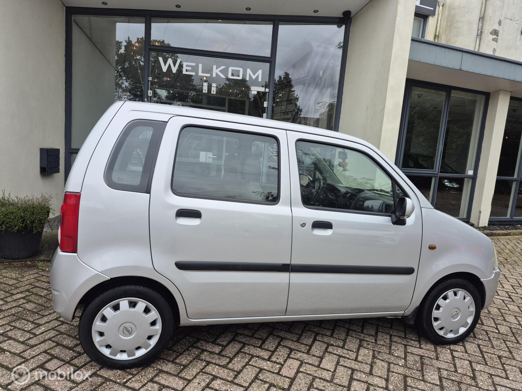 Foto van Opel Agila