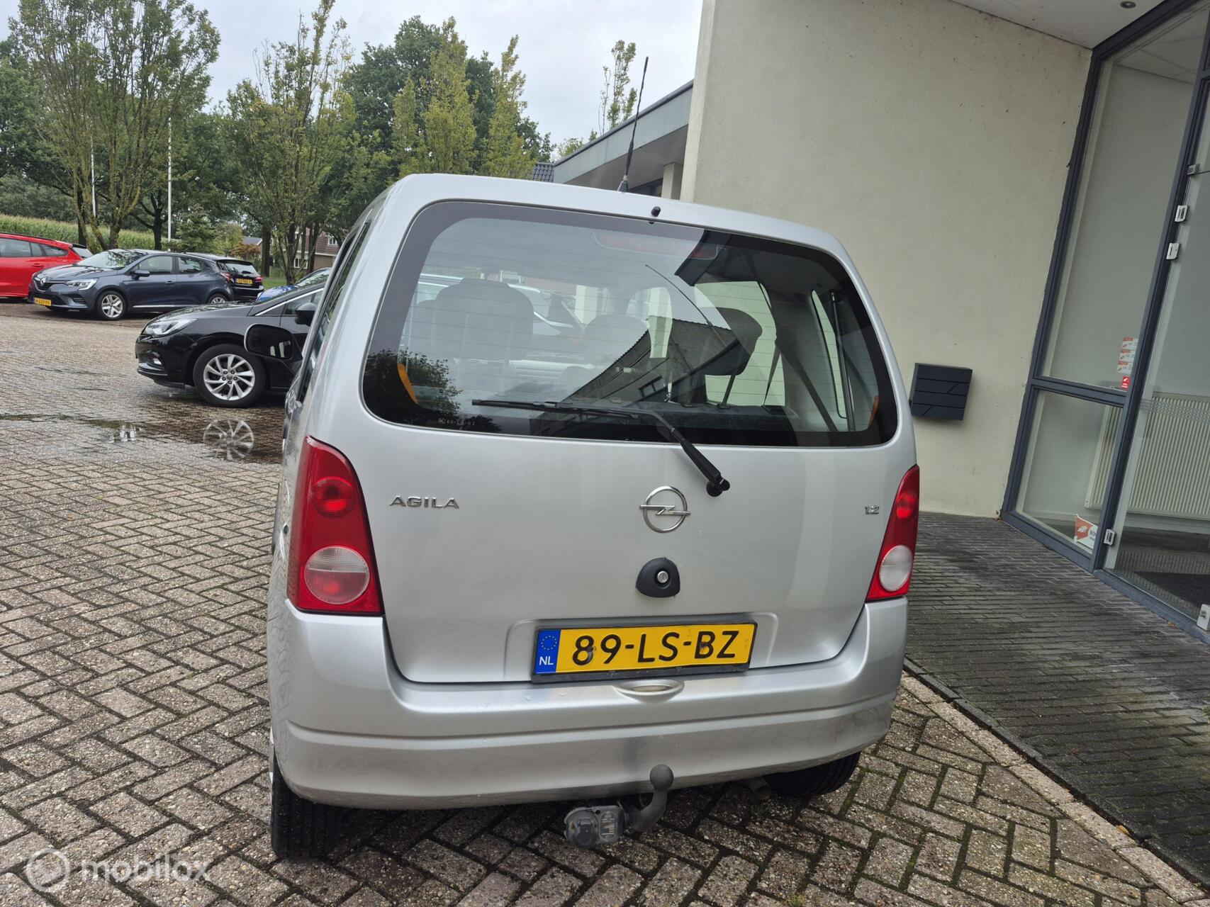 Foto van Opel Agila