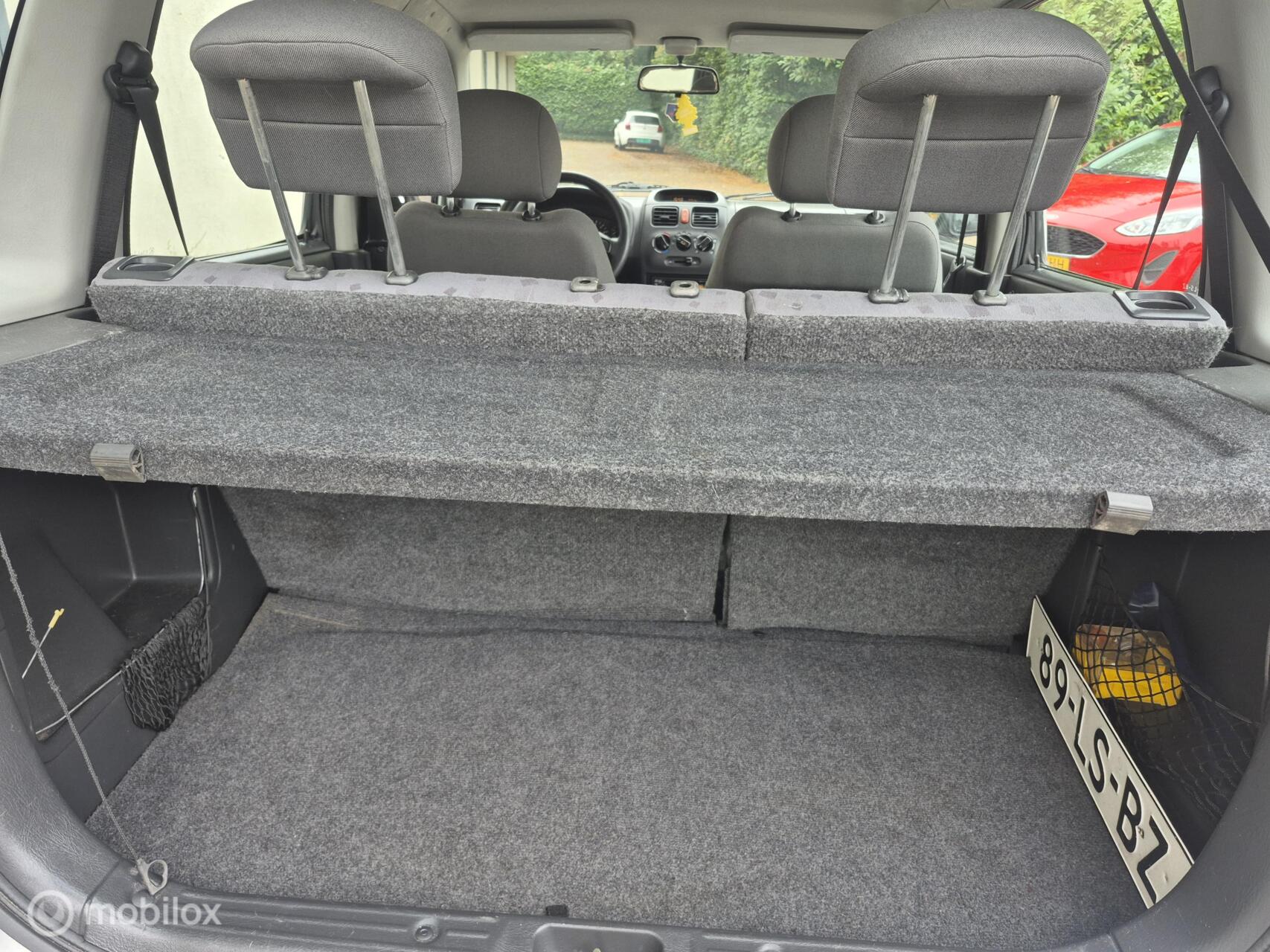 Foto van Opel Agila