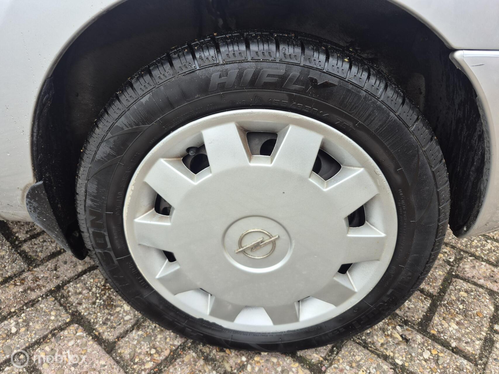 Foto van Opel Agila