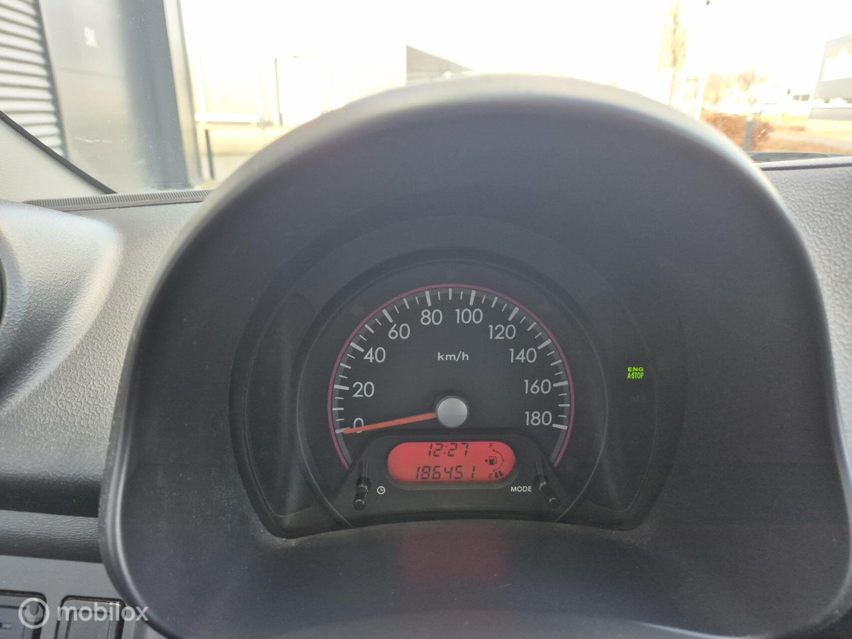 Foto van Nissan Nissan Pixo