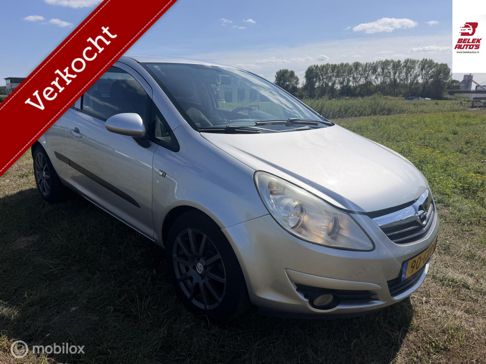 Opel Corsa 1.4-16V Enjoy 2008 - voorkant