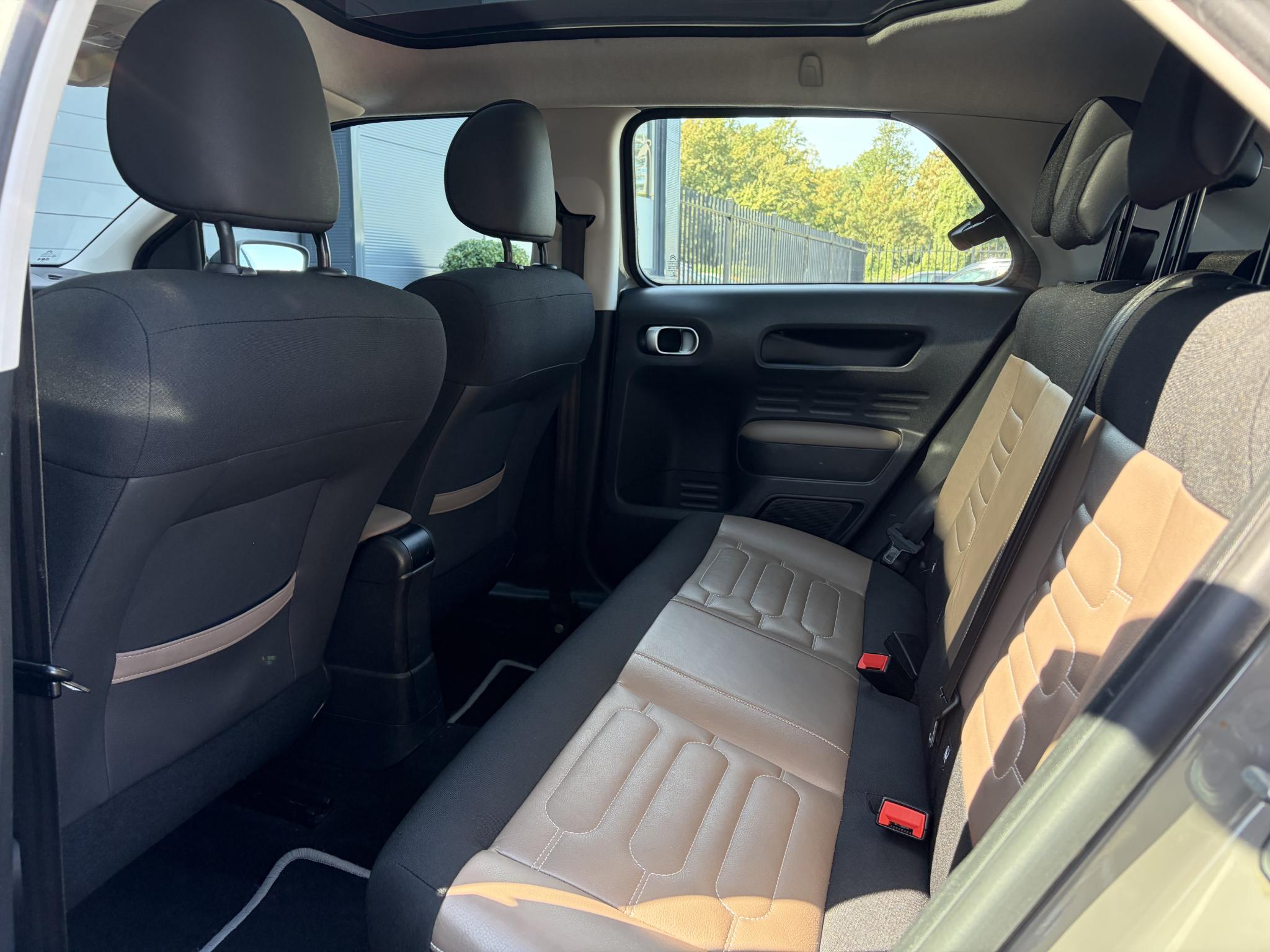 Foto van Citroen C4 Cactus