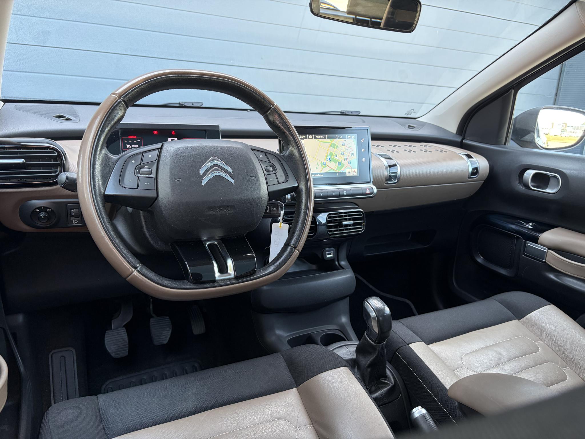 Foto van Citroen C4 Cactus