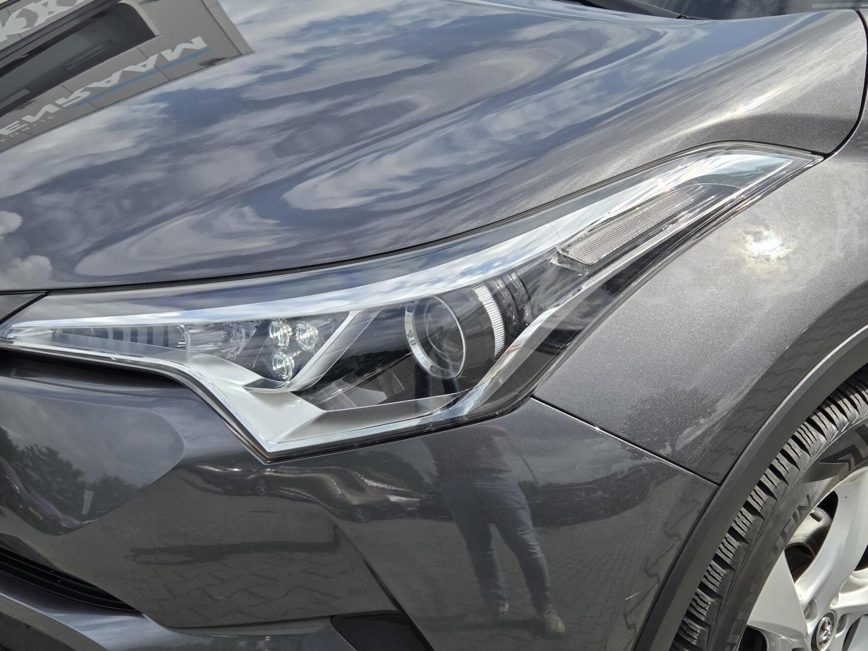 Foto van Toyota Toyota C-hr