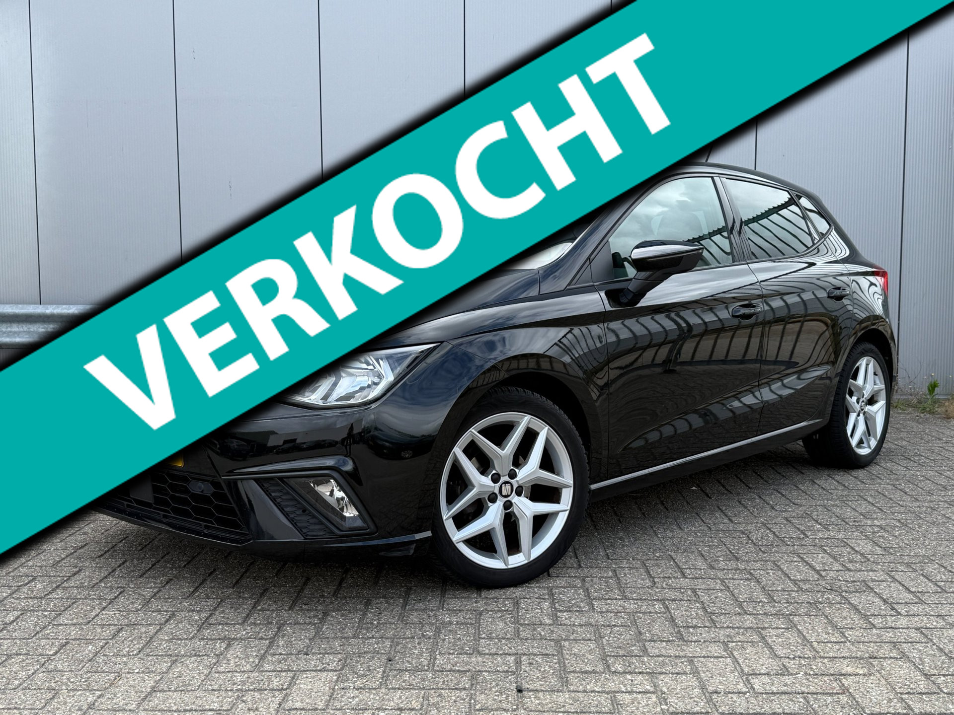 Seat Ibiza 1.0 TSI FR Business Intense | Navigatie | Climate Control | Camera | Apple Car Play 2019 - voorkant