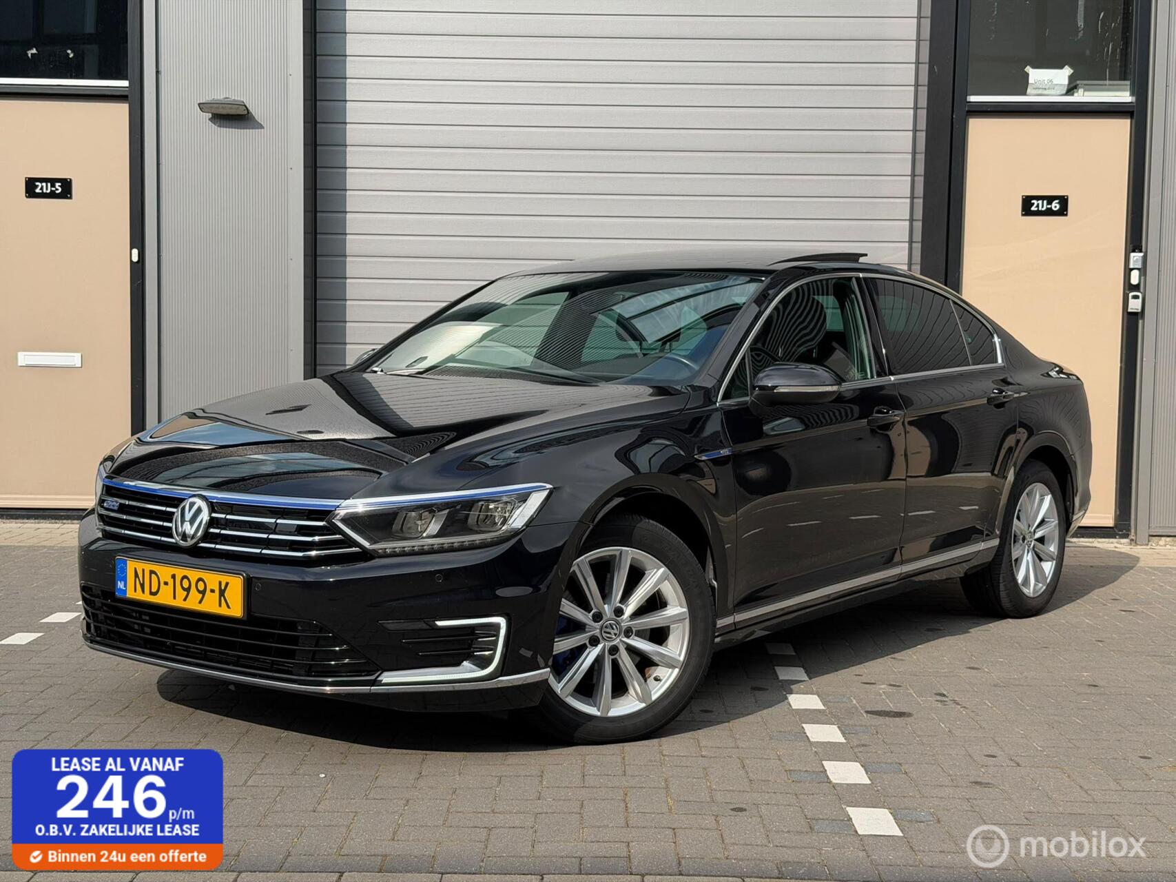 Volkswagen Passat 1.4 TSI GTE | Pano | ACC | Lane | Plug-In 2016 - voorkant