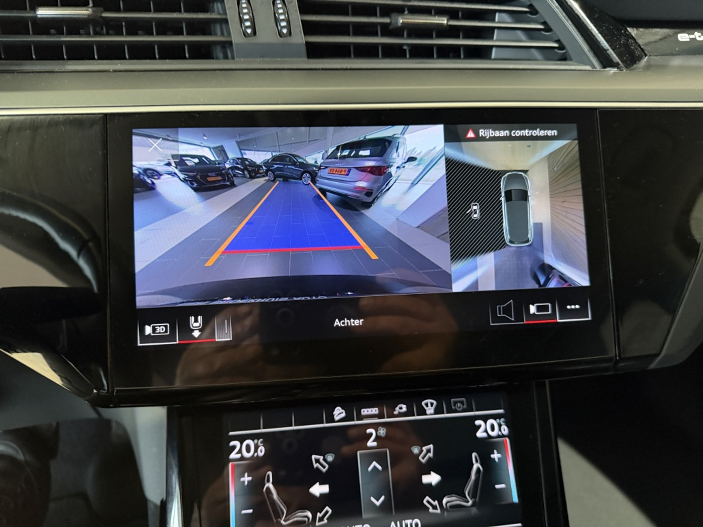 Foto van Audi E-tron 55