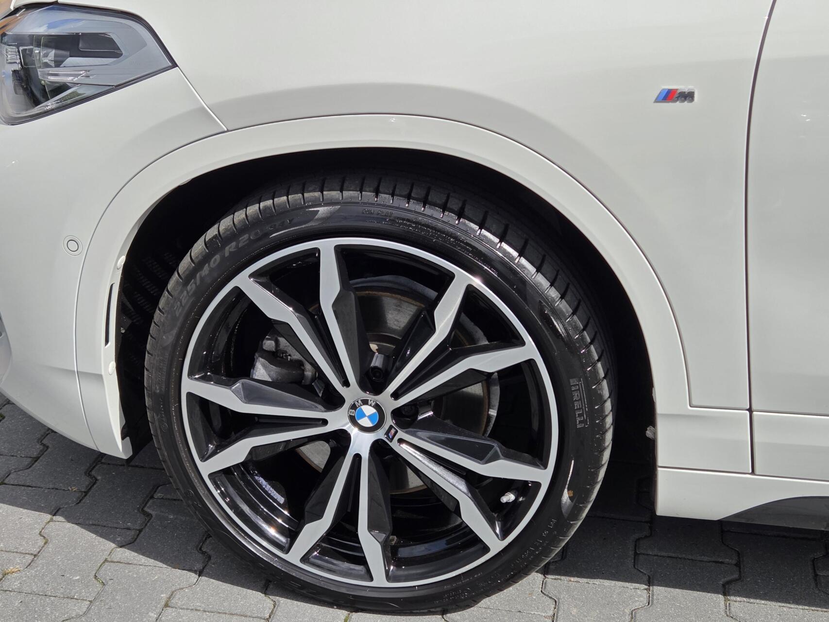 Foto van BMW X2 Sdrive20i