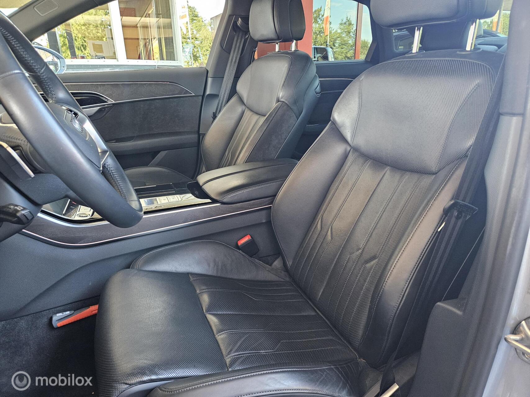 Foto van Audi A8