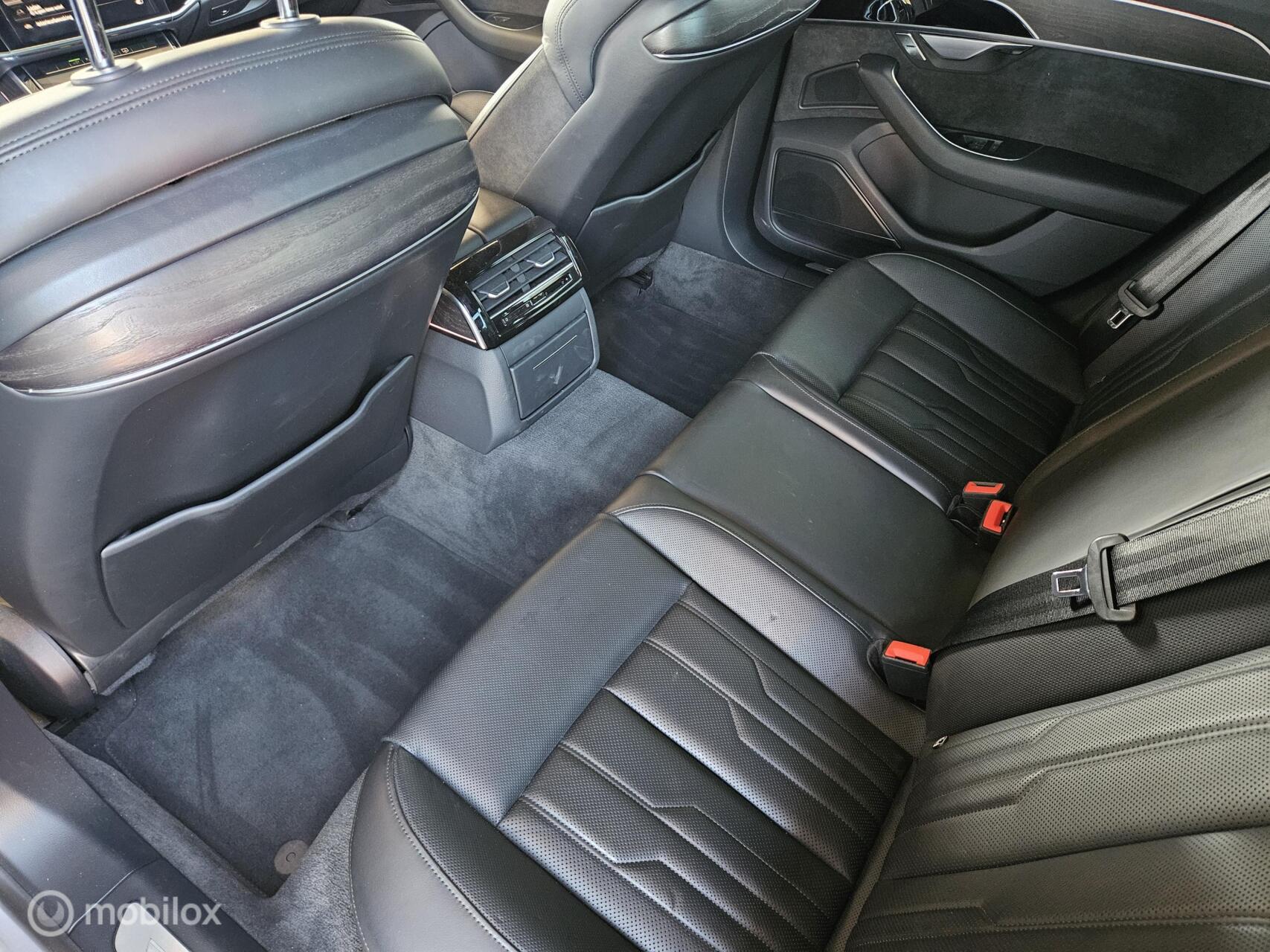 Foto van Audi A8