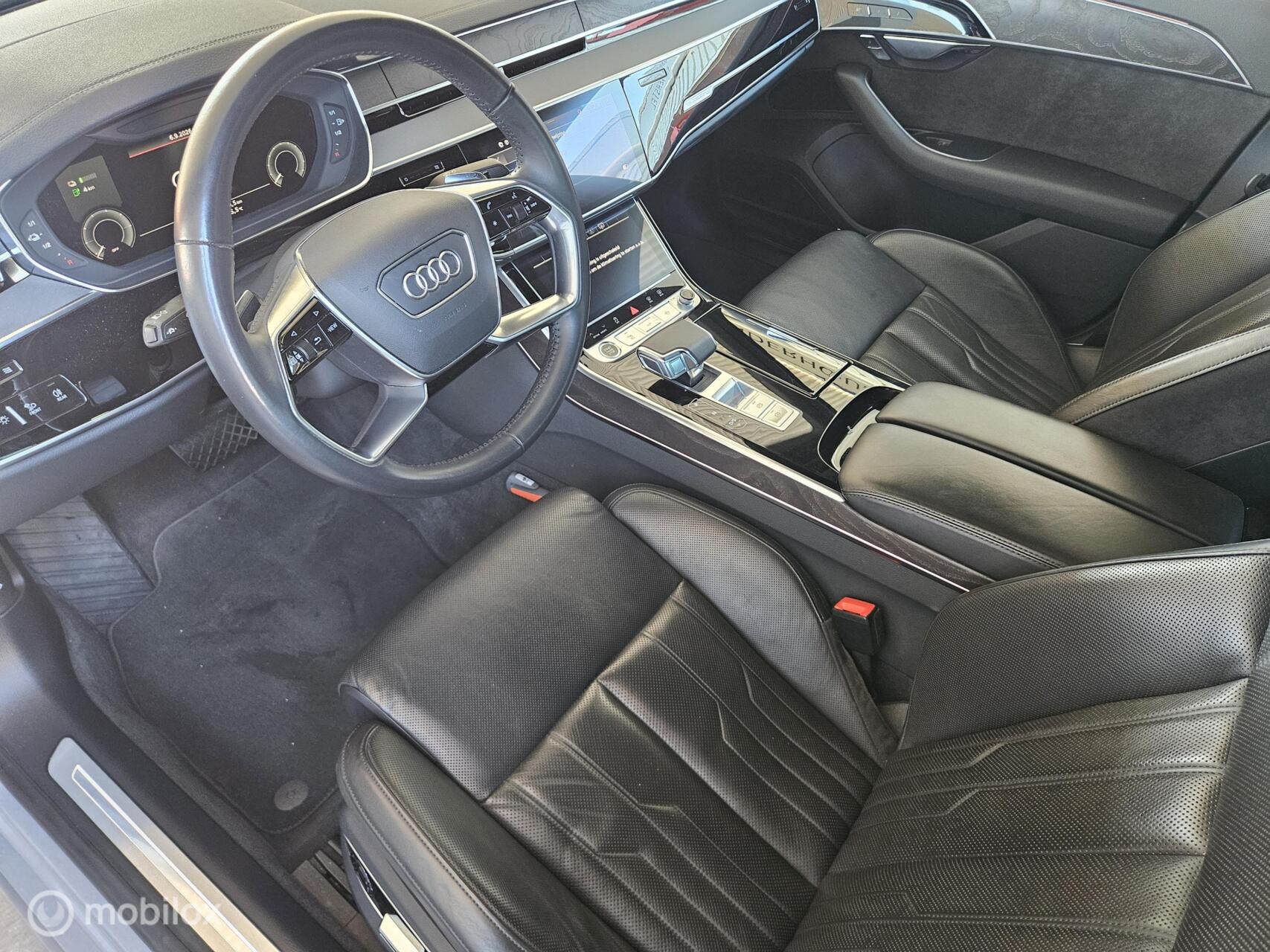 Foto van Audi A8