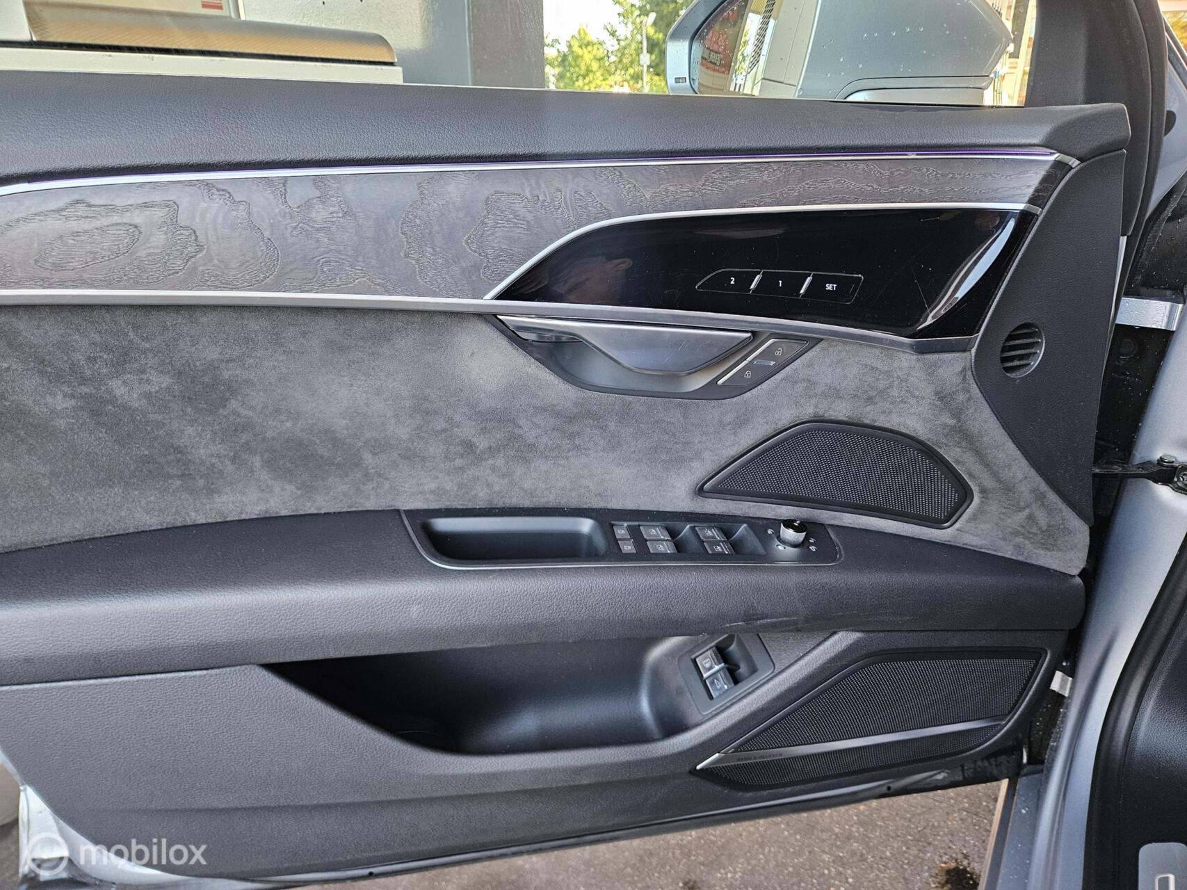Foto van Audi A8