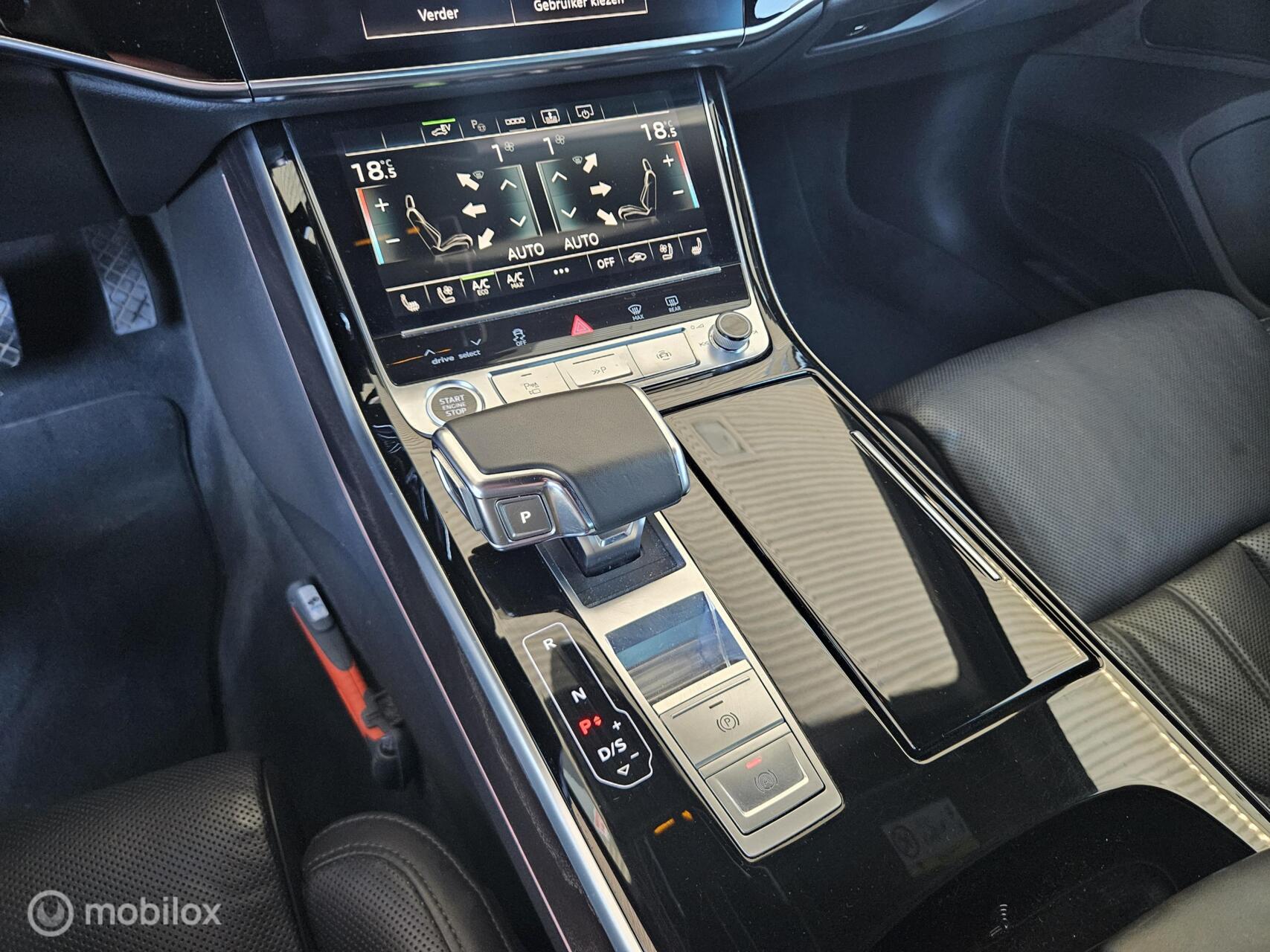 Foto van Audi A8