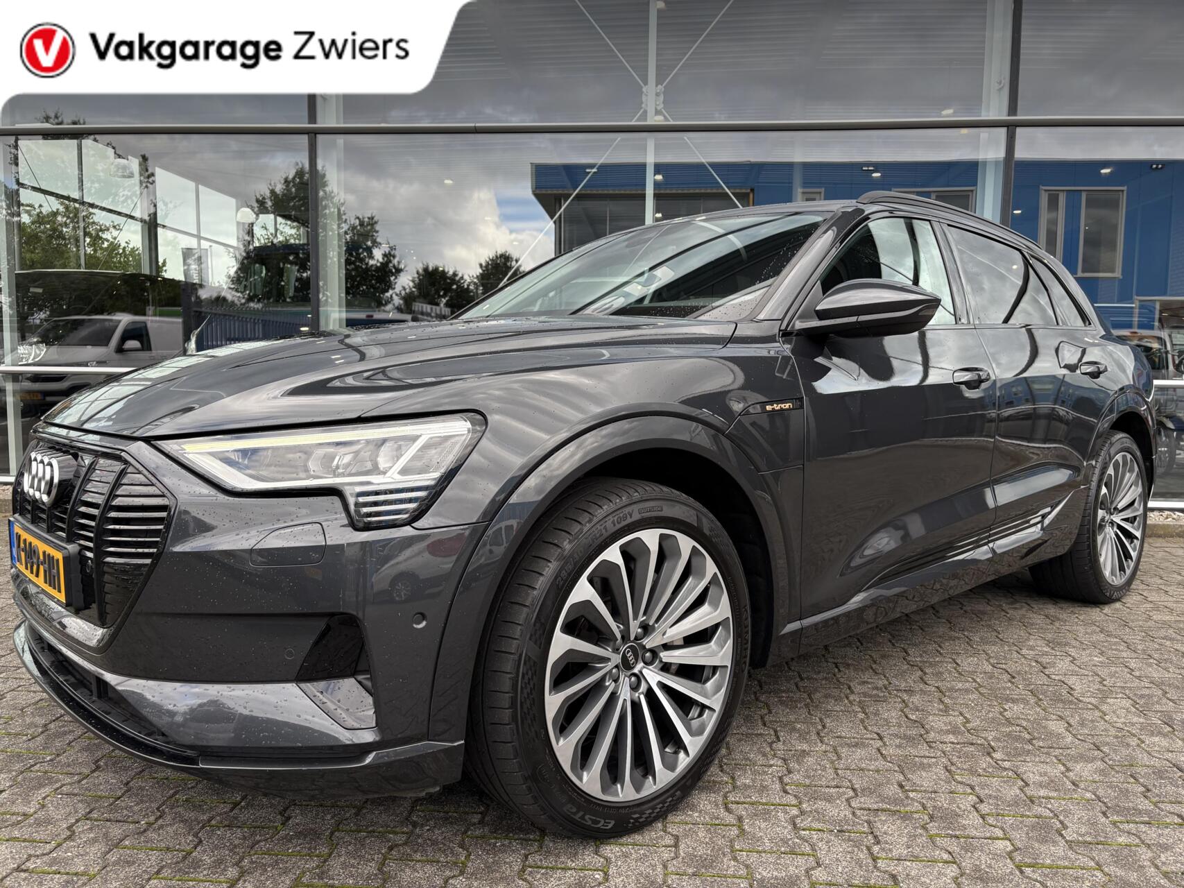 Audi E-tron 55 quattro Business edition 2020 - voorkant