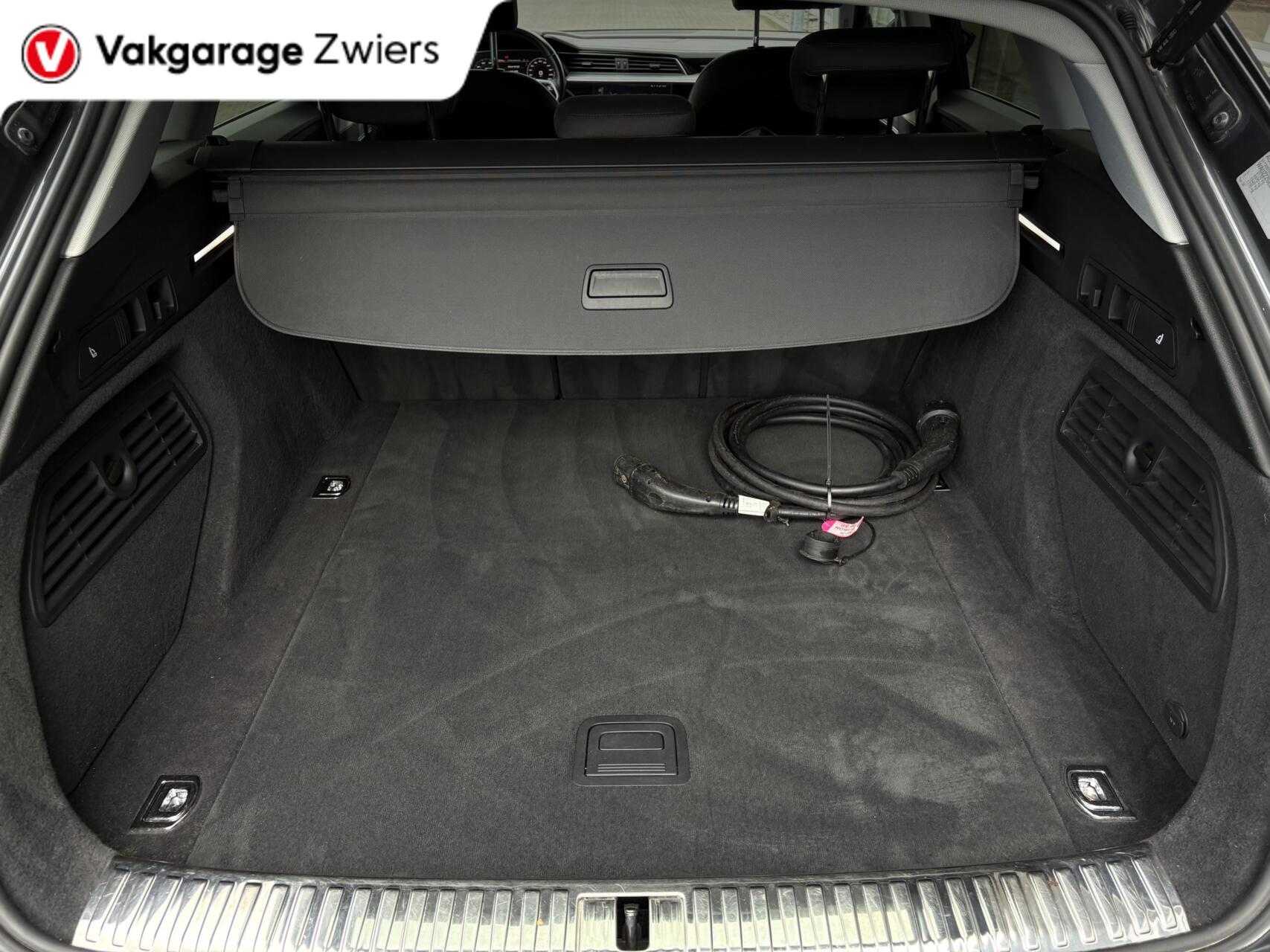Foto van Audi E-tron