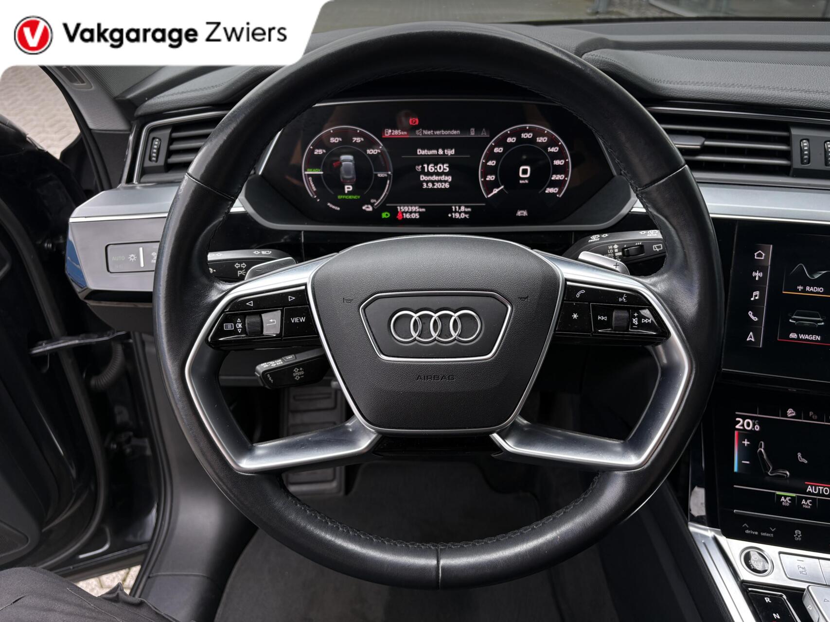 Foto van Audi E-tron