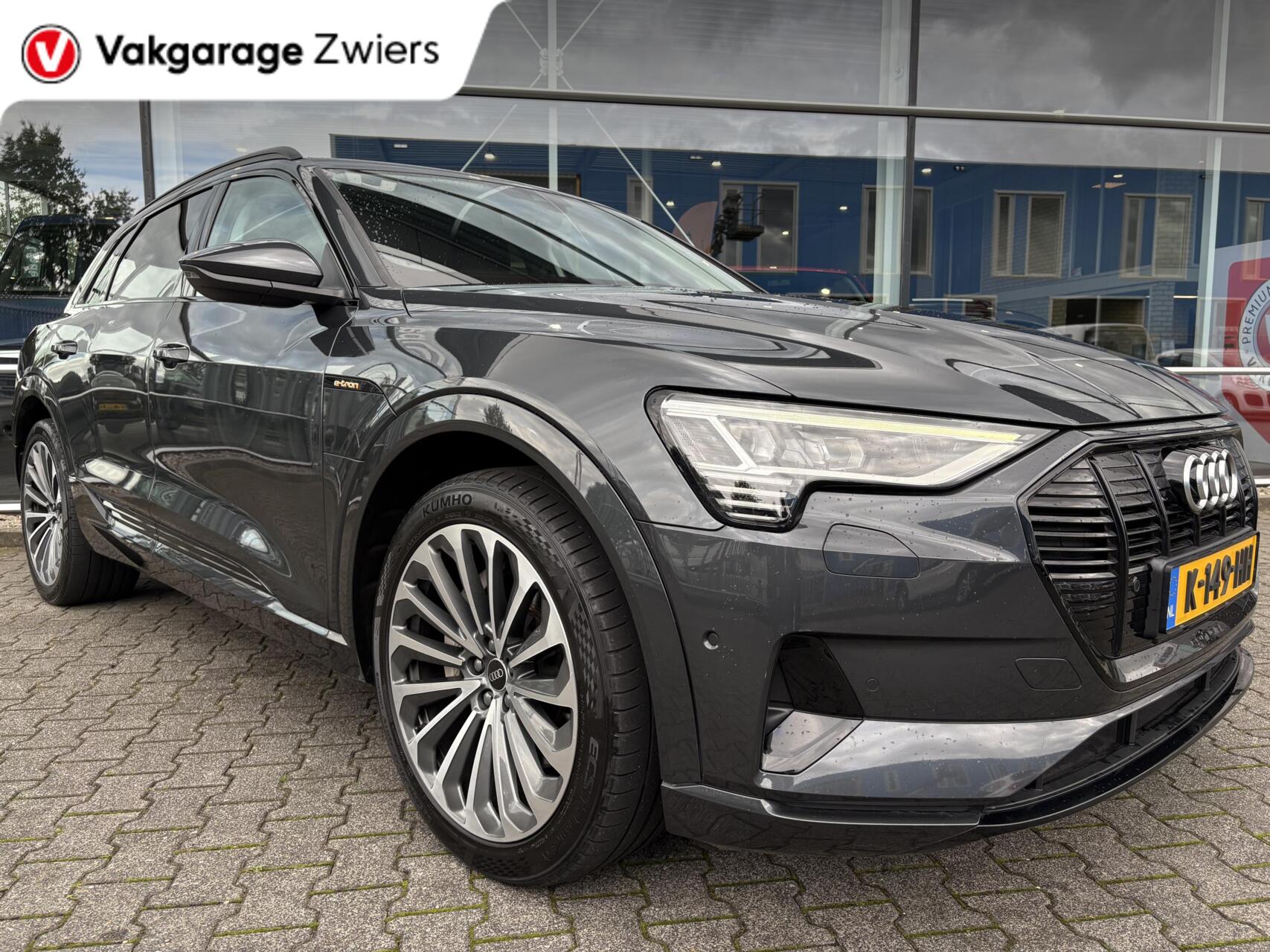 Foto van Audi E-tron
