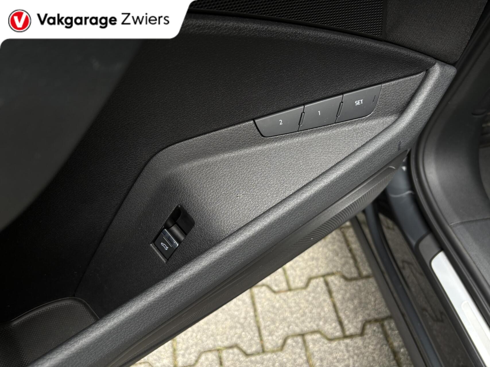 Foto van Audi E-tron