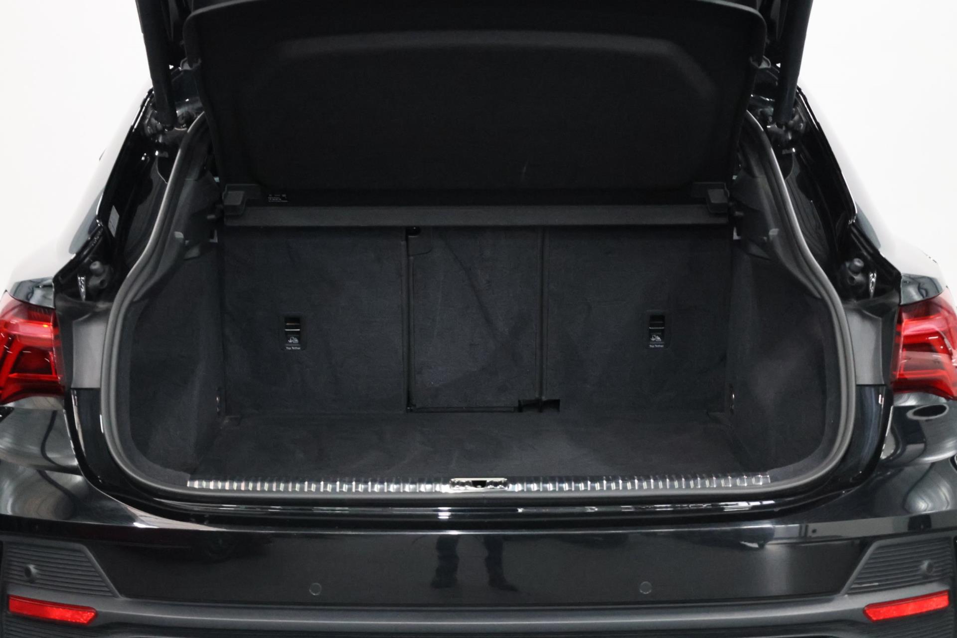 Foto van Audi Q3 Sportback E-tron