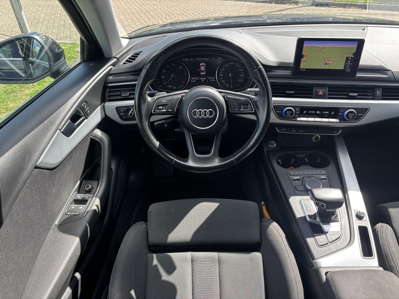 Foto van Audi A4 Limousine