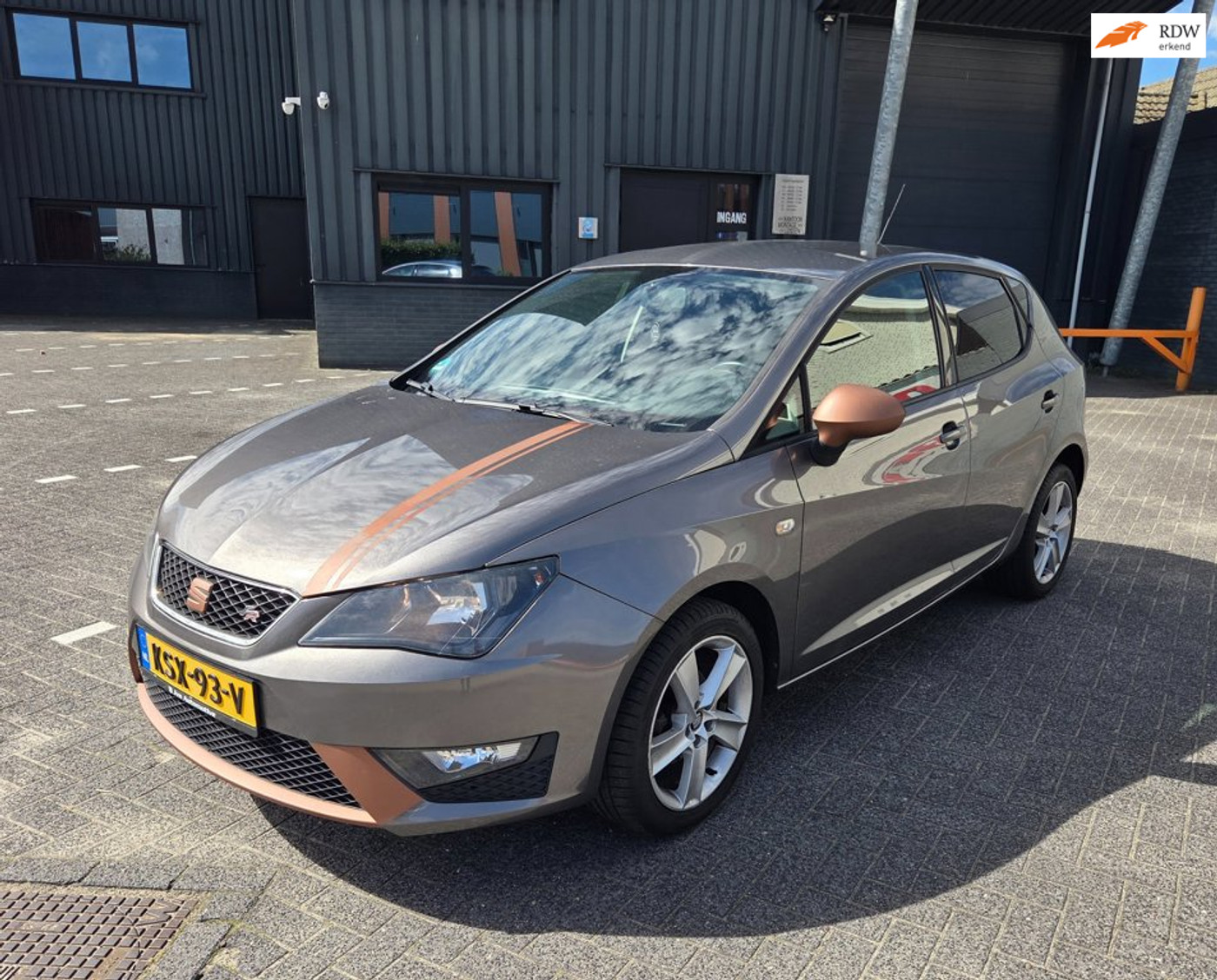 Seat Ibiza 1.2 TSI FR Boekjes compleet LM velgen Airco 2014 - voorkant