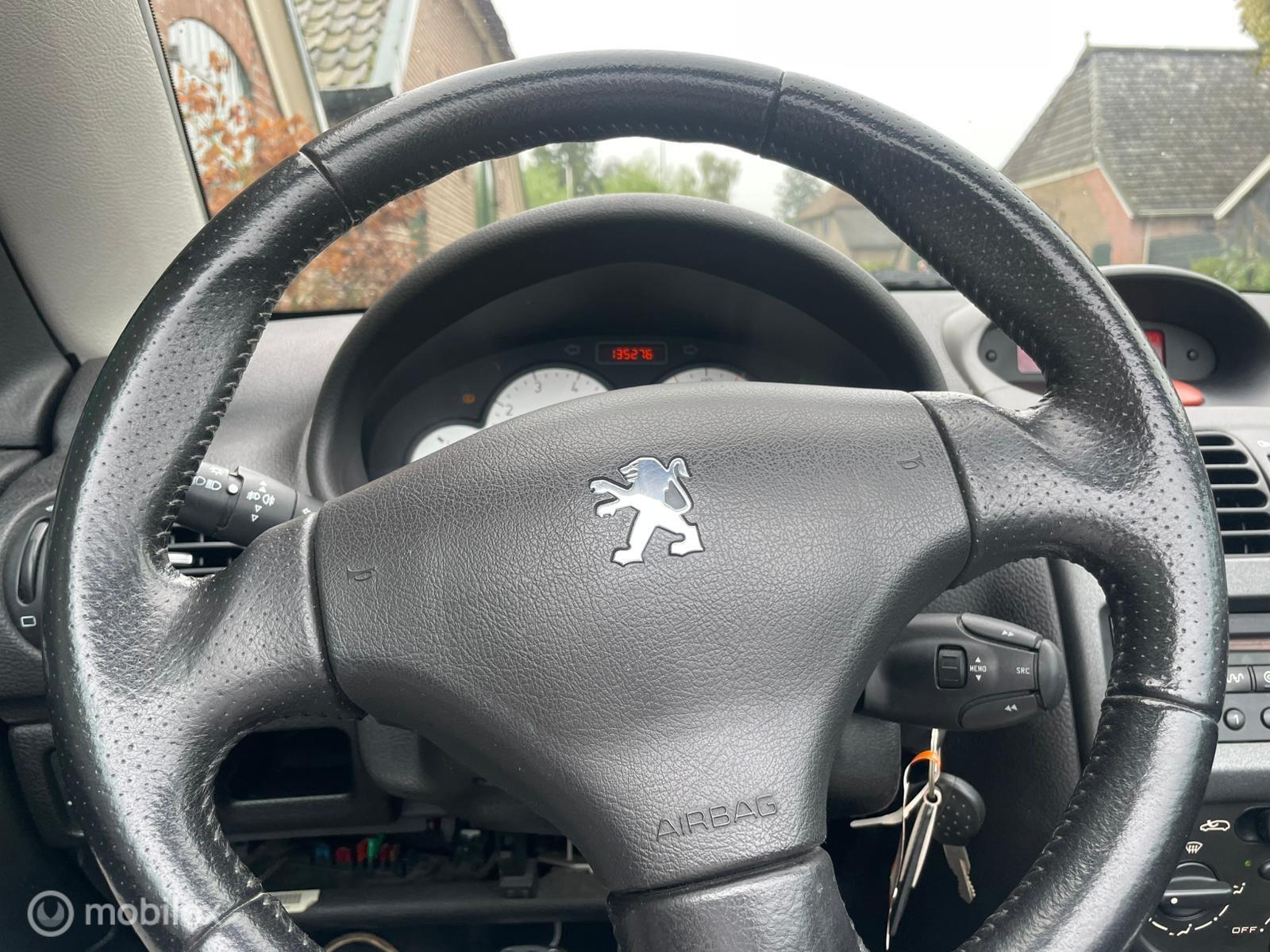 Foto van Peugeot 206