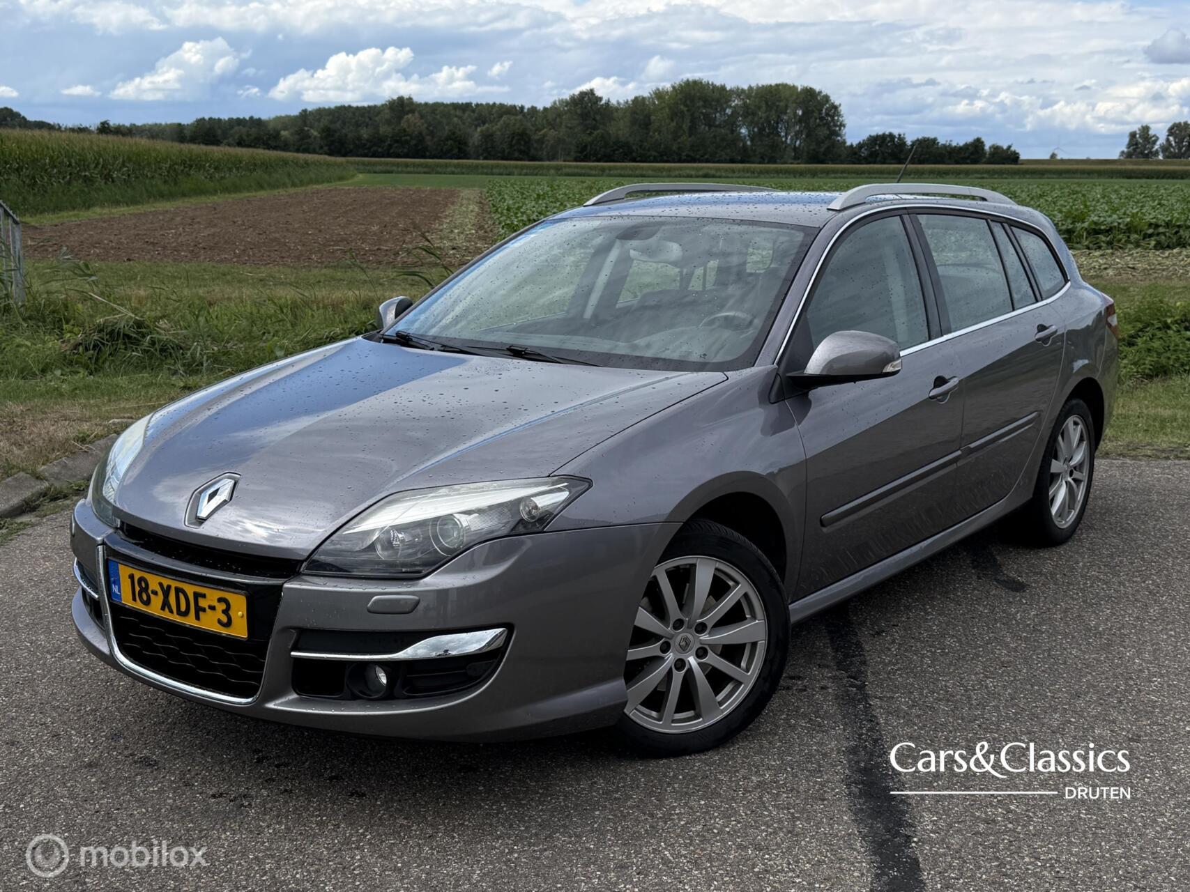 Renault Laguna 2.0 Dynamique Benzine/ E85 bio ethanol 2012 - voorkant