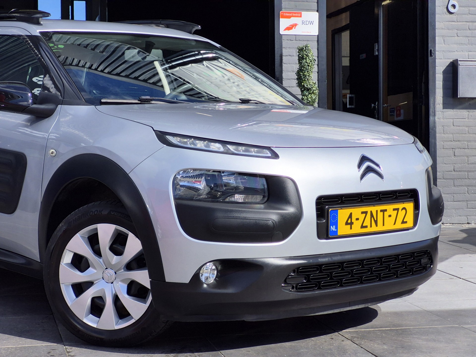 Foto van Citroen C4 Cactus