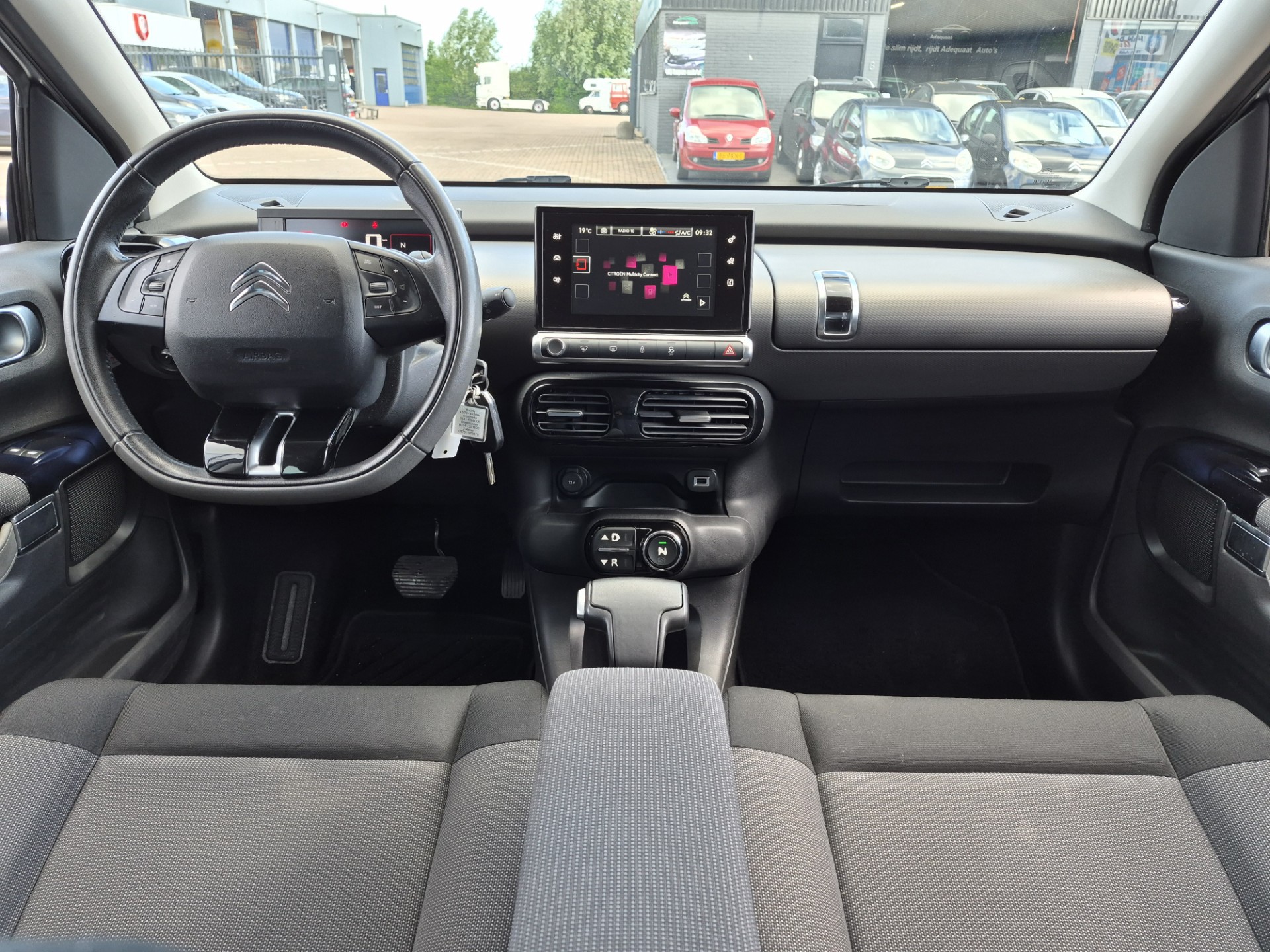 Foto van Citroen C4 Cactus