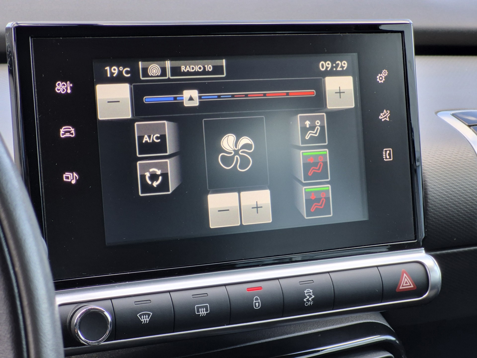 Foto van Citroen C4 Cactus