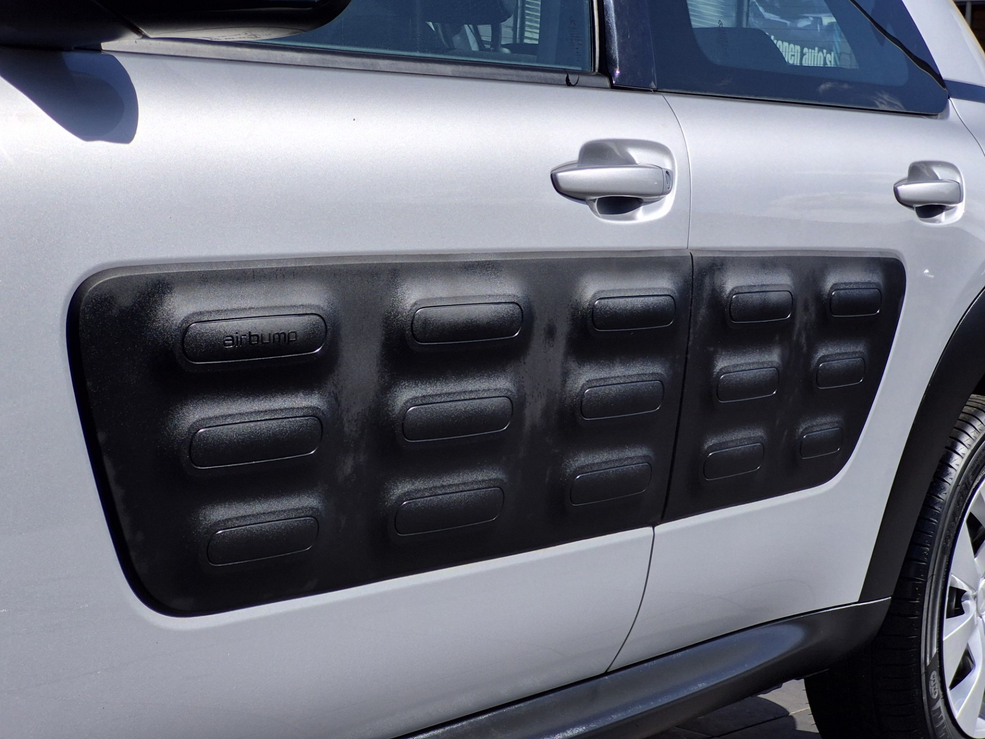 Foto van Citroen C4 Cactus
