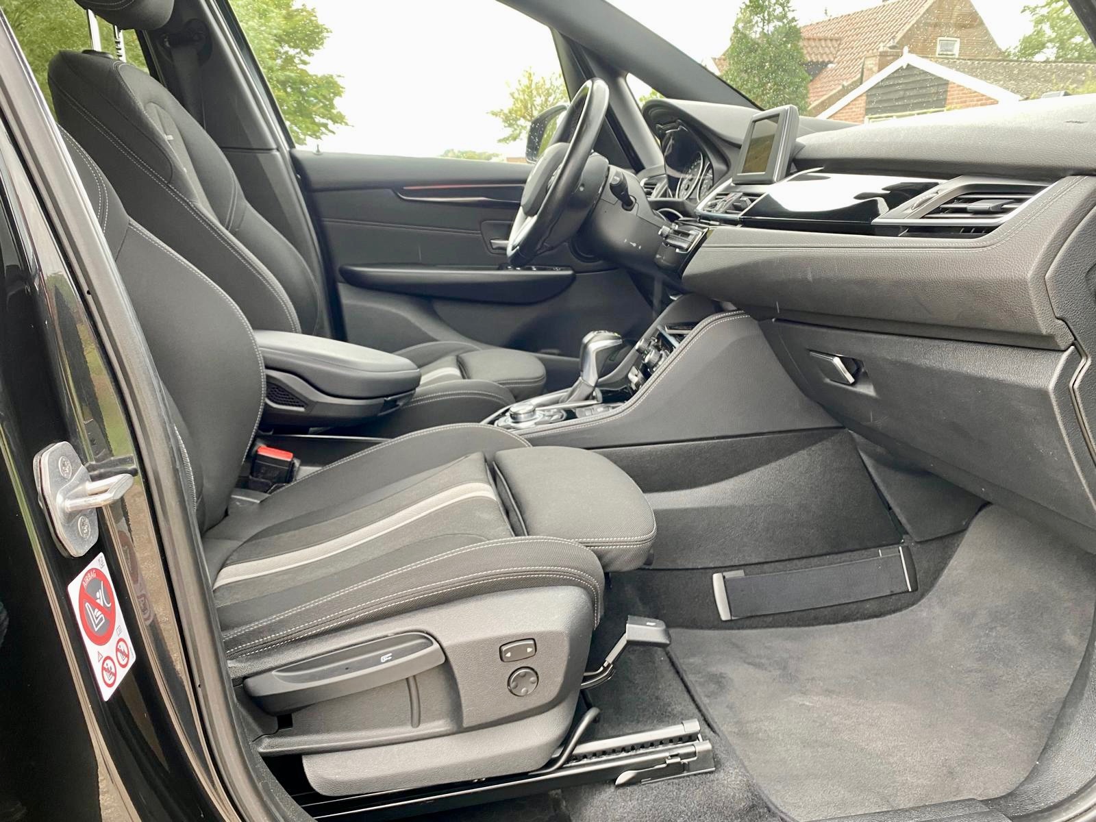 Foto van BMW 220i Active Tourer