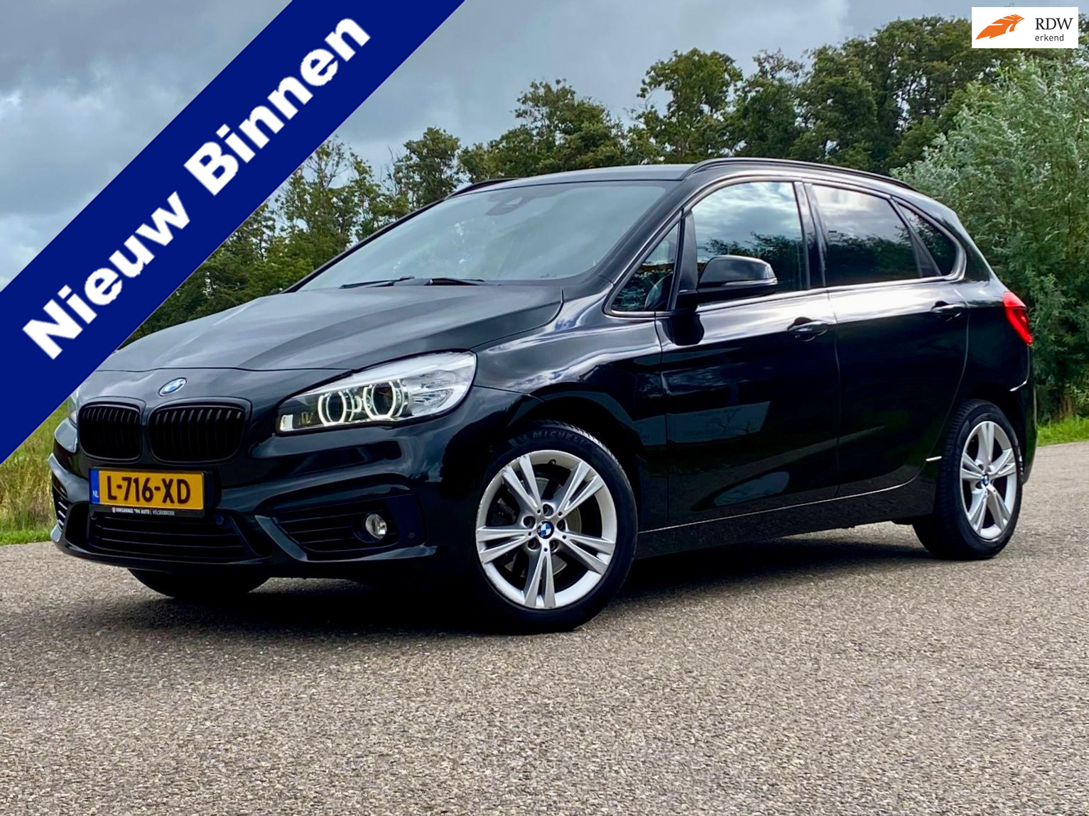 BMW 220i Active Tourer 220i M Sport MPV Automaat NAVI Stoel-Verwarming 192PK Trekhaak Goed Onderhouden 2015 - voorkant