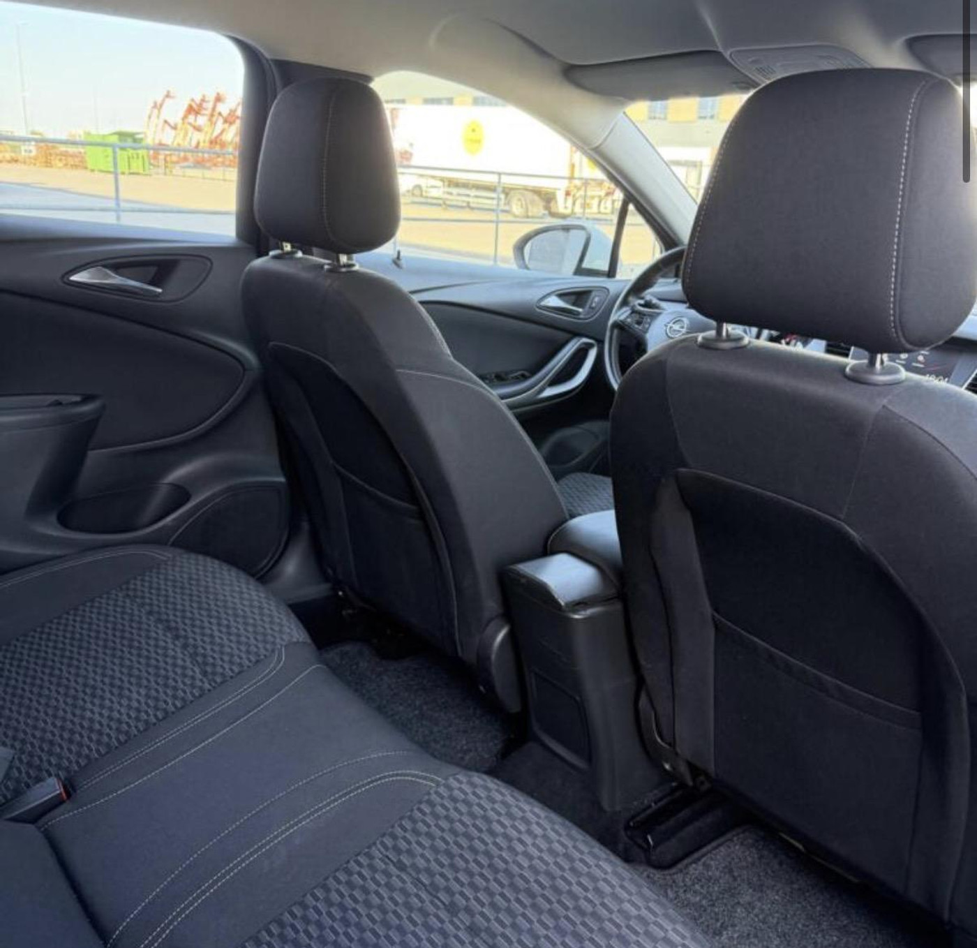 Foto van Opel Astra Sports Tourer