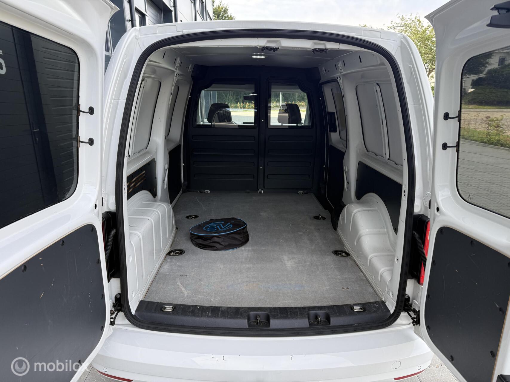 Foto van Volkswagen Abt E-caddy