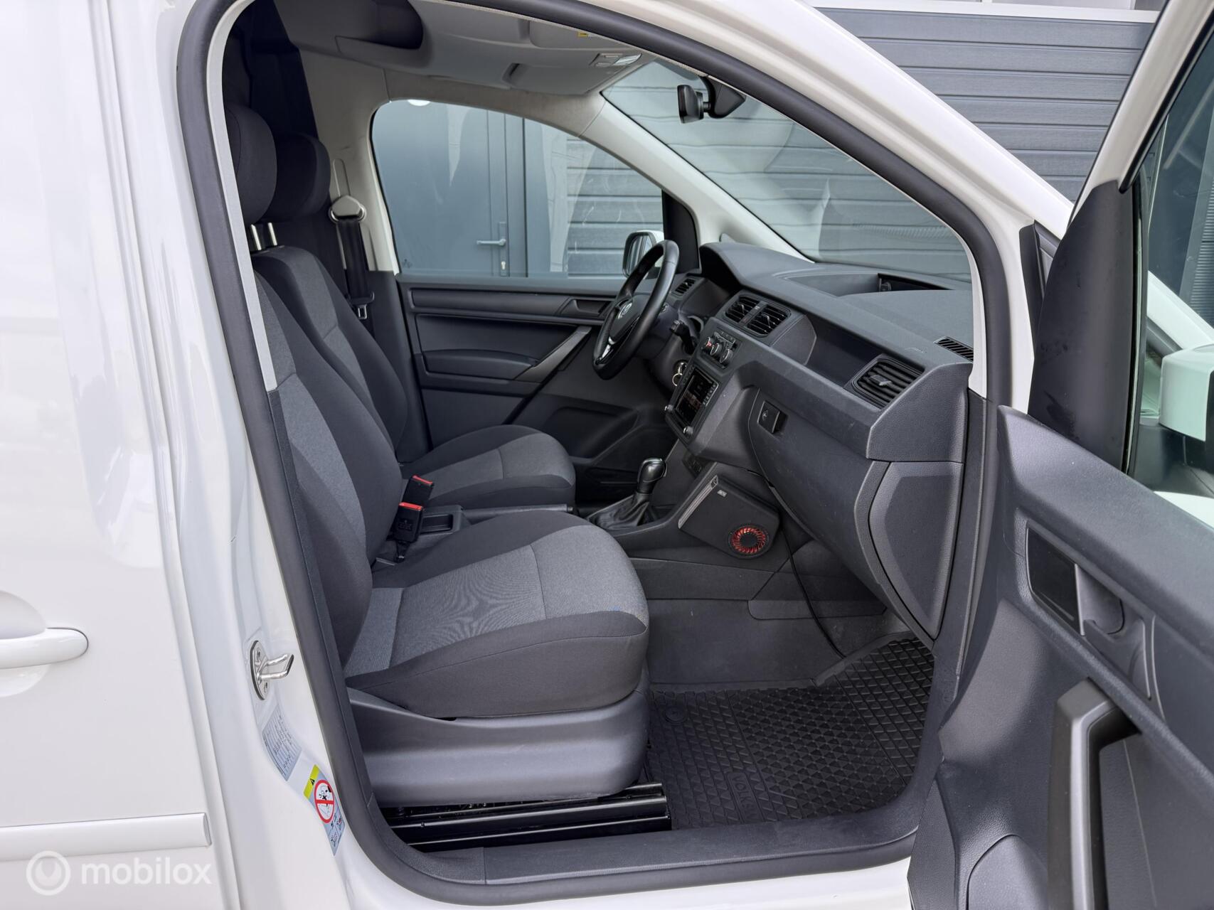Foto van Volkswagen Abt E-caddy
