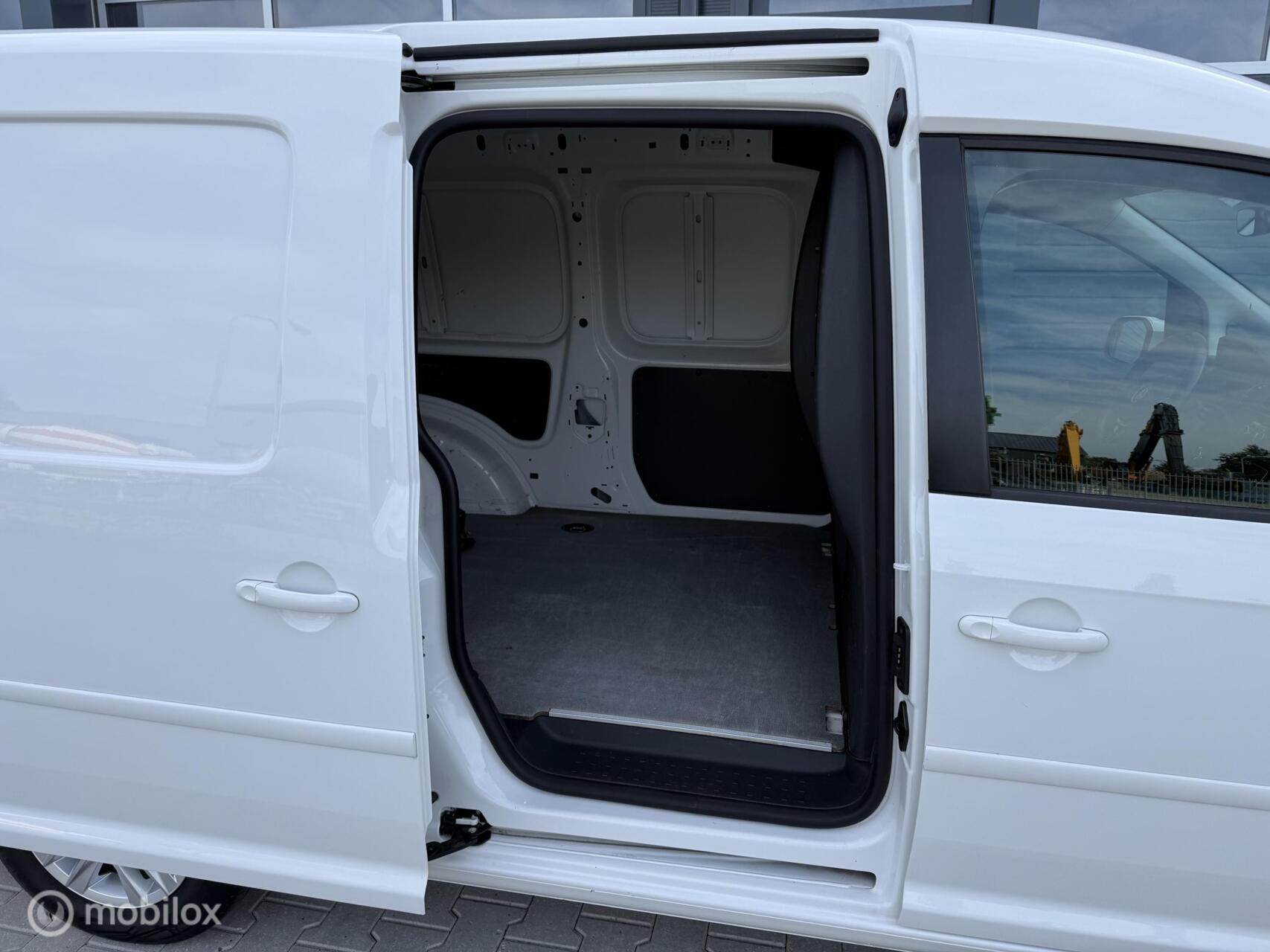 Foto van Volkswagen Abt E-caddy