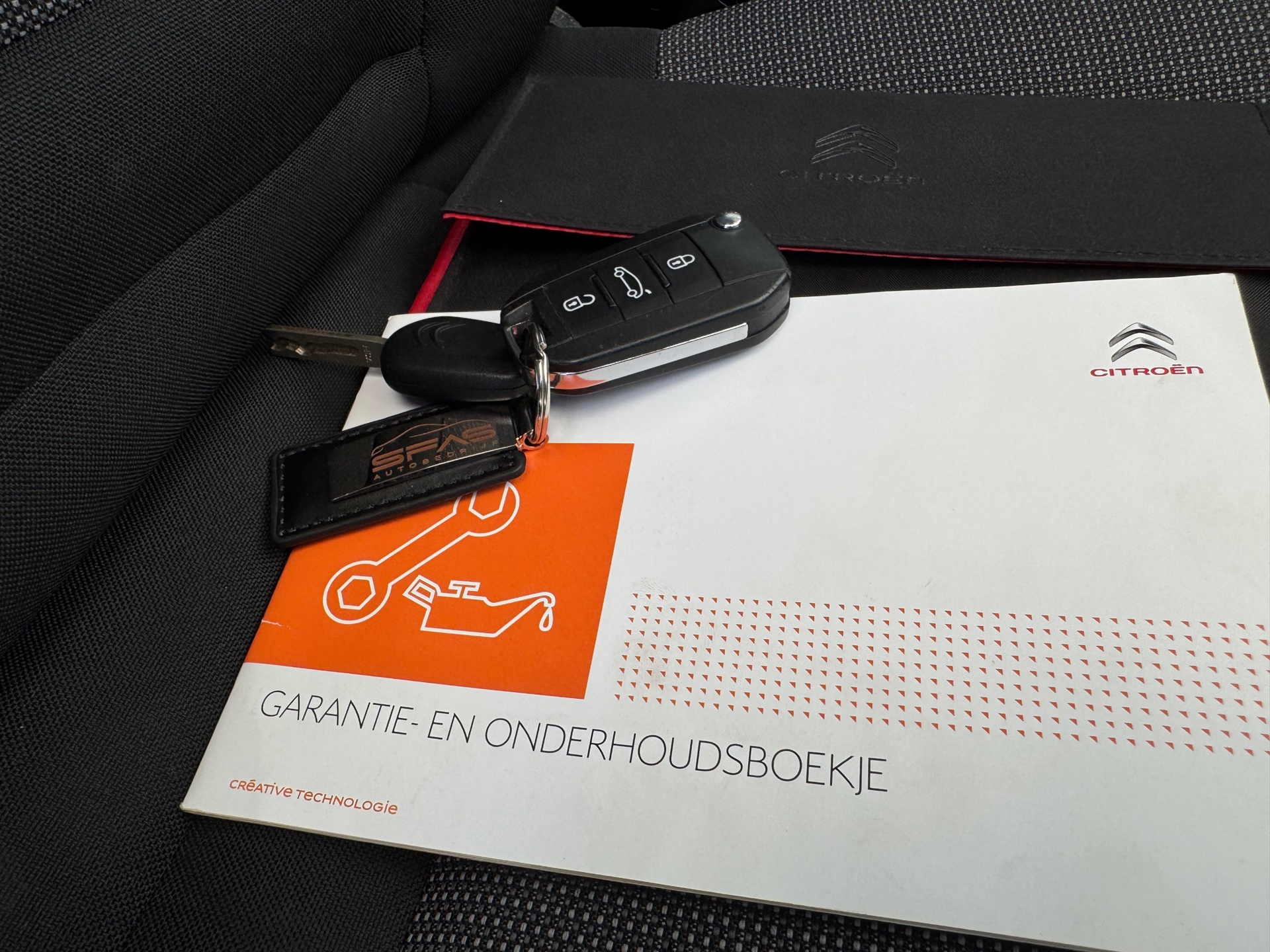 Foto van Citroen C4 Cactus