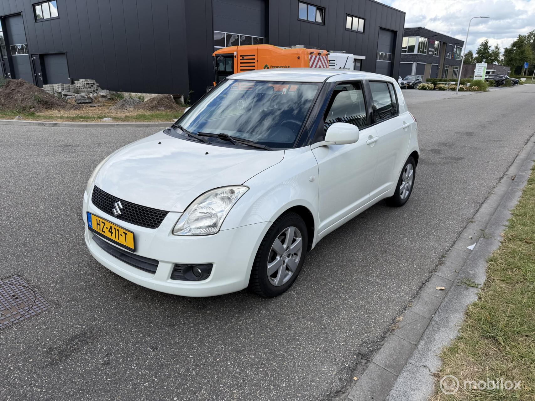 Suzuki Swift 1.3 Bandit airco 2009 - voorkant