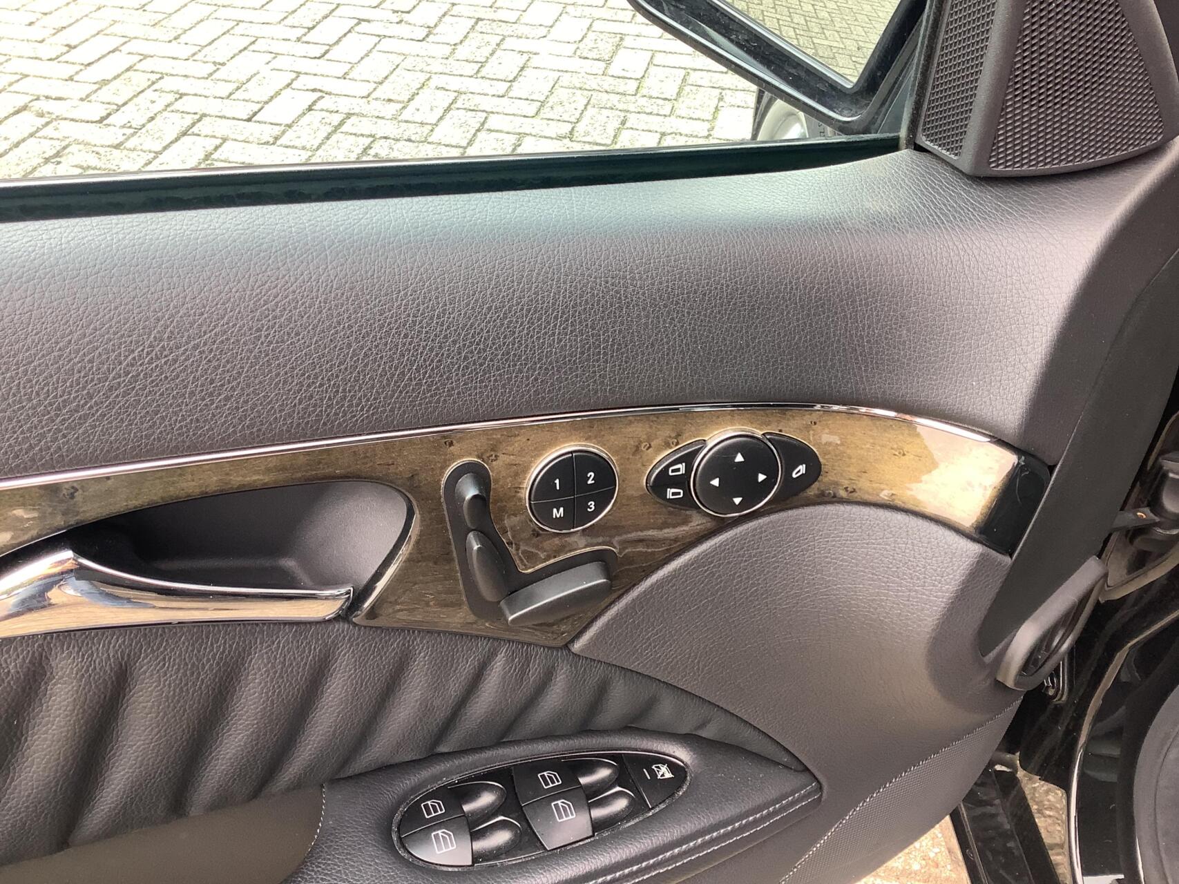 Foto van Mercedes-Benz E 500