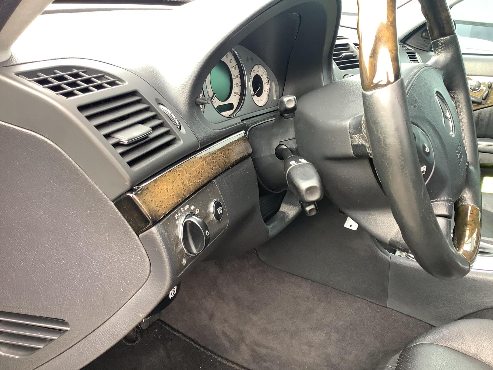 Foto van Mercedes-Benz E 500