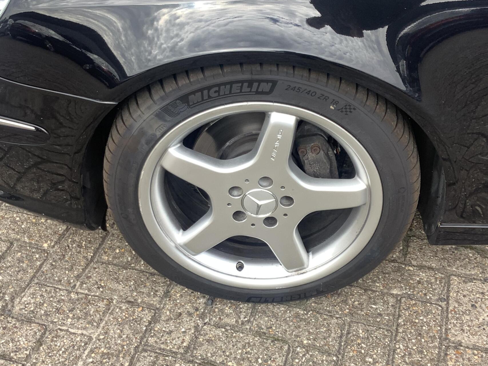 Foto van Mercedes-Benz E 500