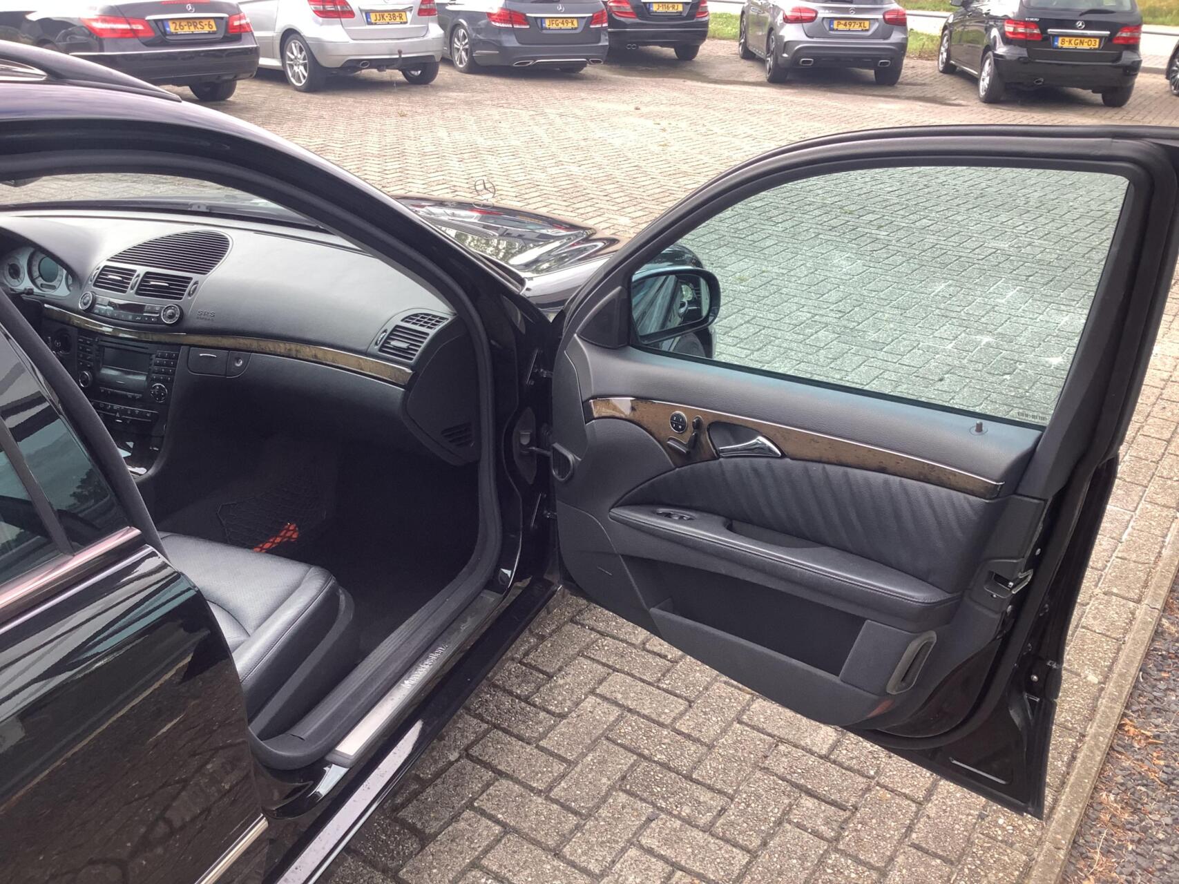 Foto van Mercedes-Benz E 500