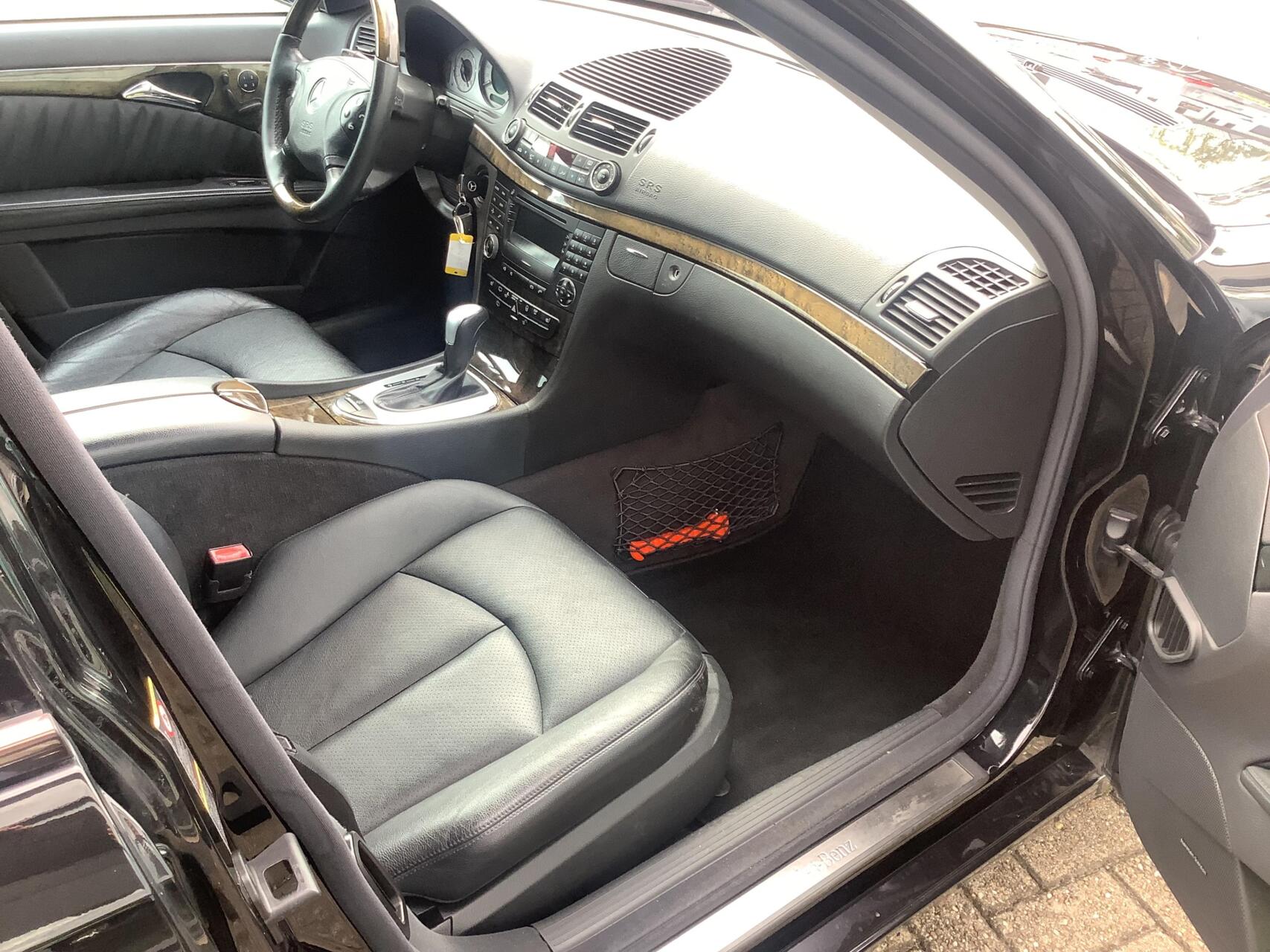 Foto van Mercedes-Benz E 500