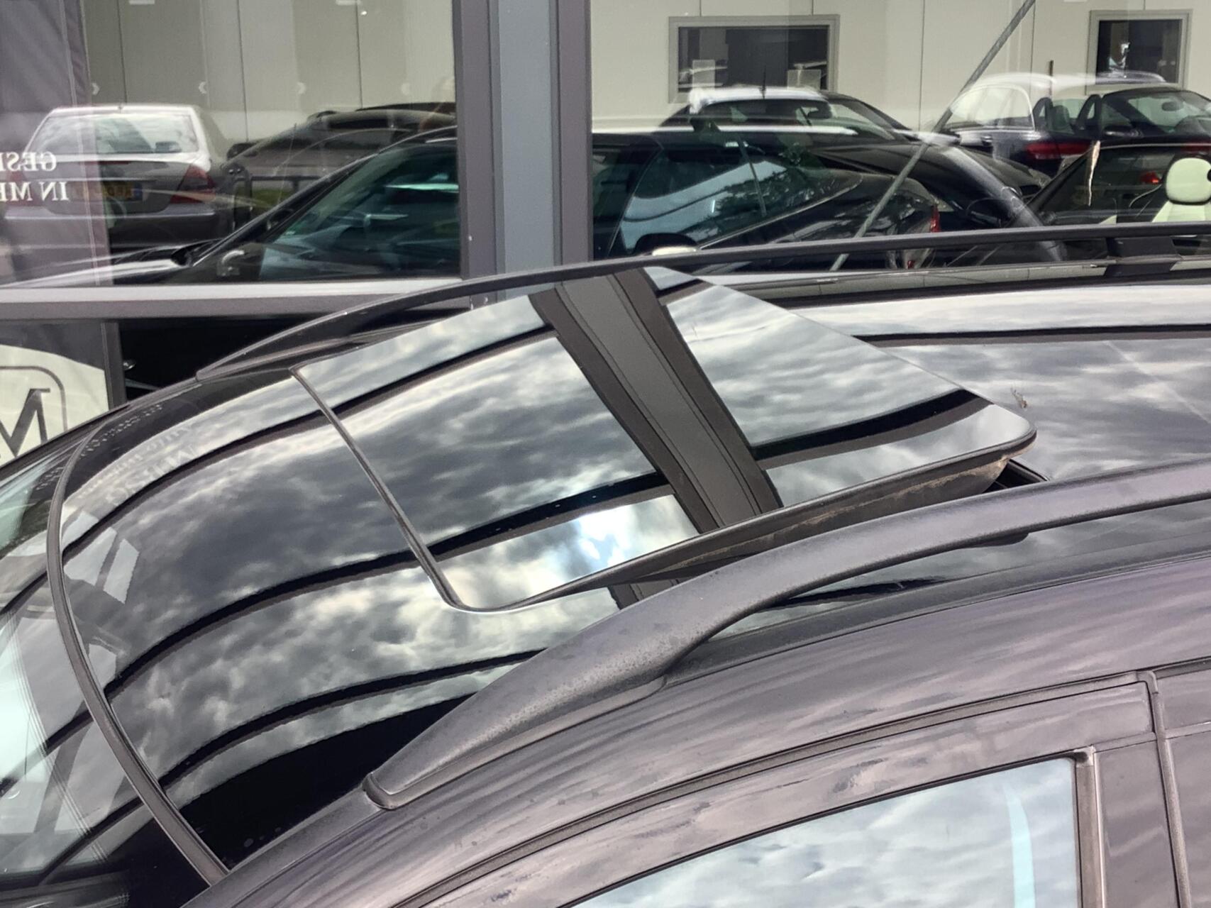 Foto van Mercedes-Benz E 500